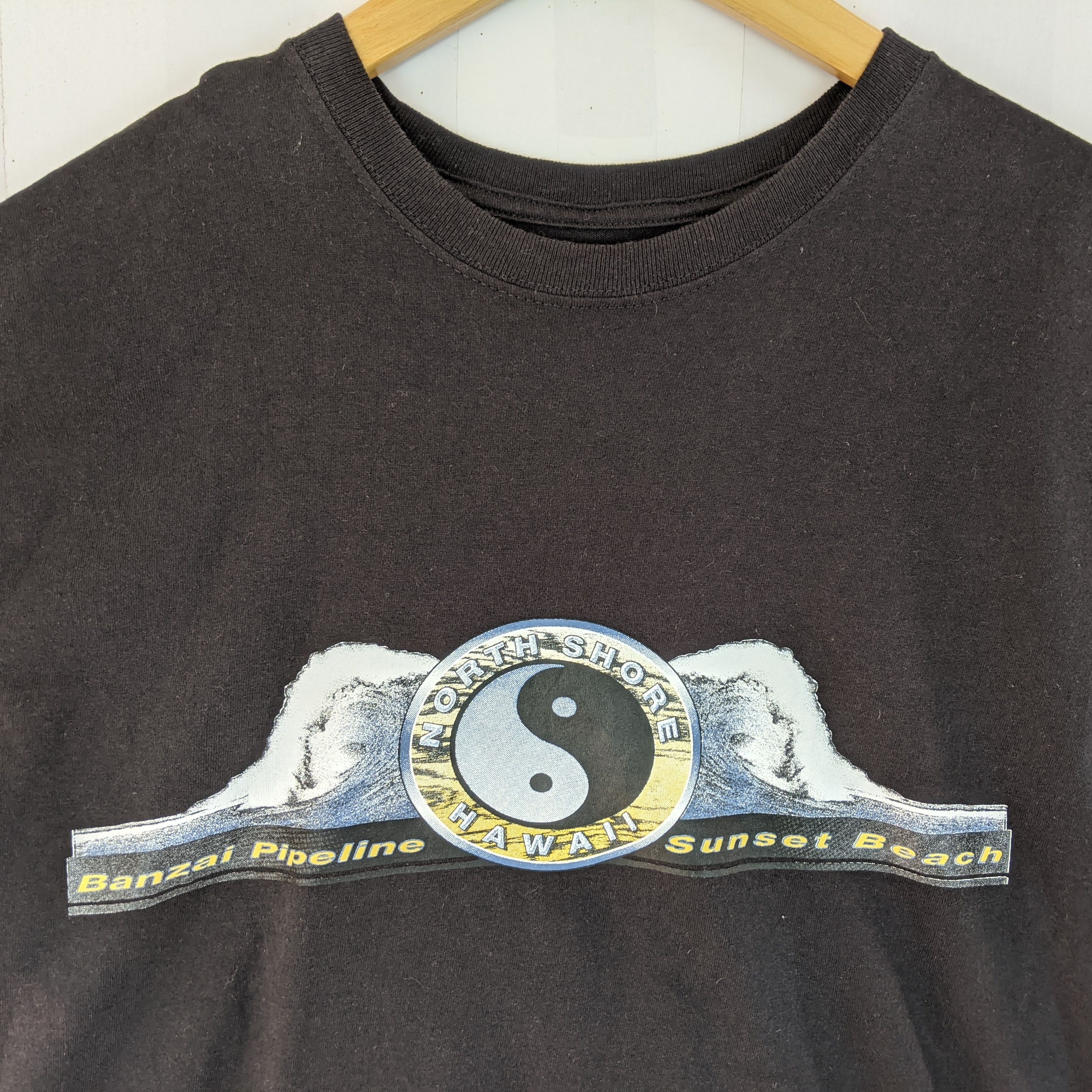 Anvil NORTH SHORE Hawaii Yin Yang T-Shirt Size US S / EU 44-46 / 1 - 5 Thumbnail