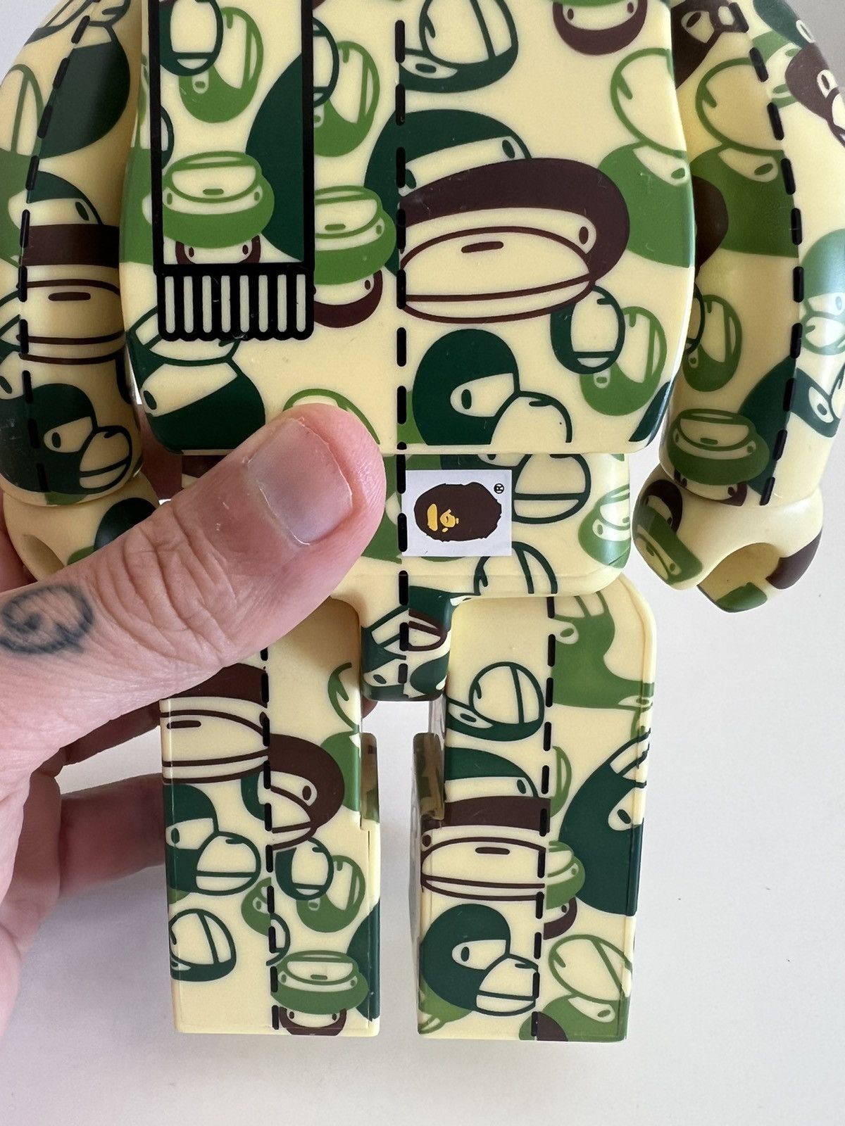 Bape × Medicom Toy BAPE Play Milo Camo 400%, 2007 Size ONE SIZE - 4 Thumbnail