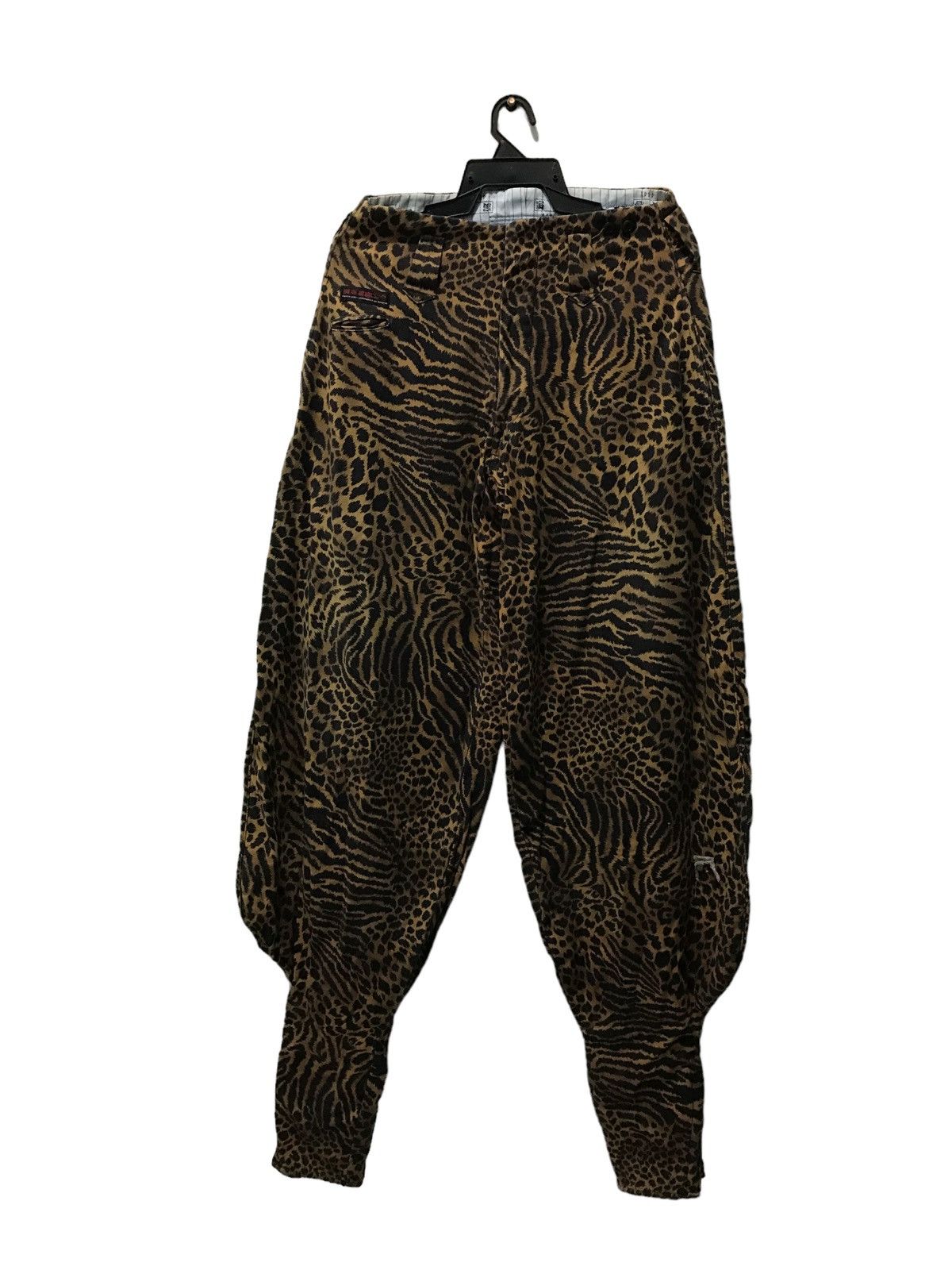 TORAICHI FASHIONABLE DESIGN PANTS