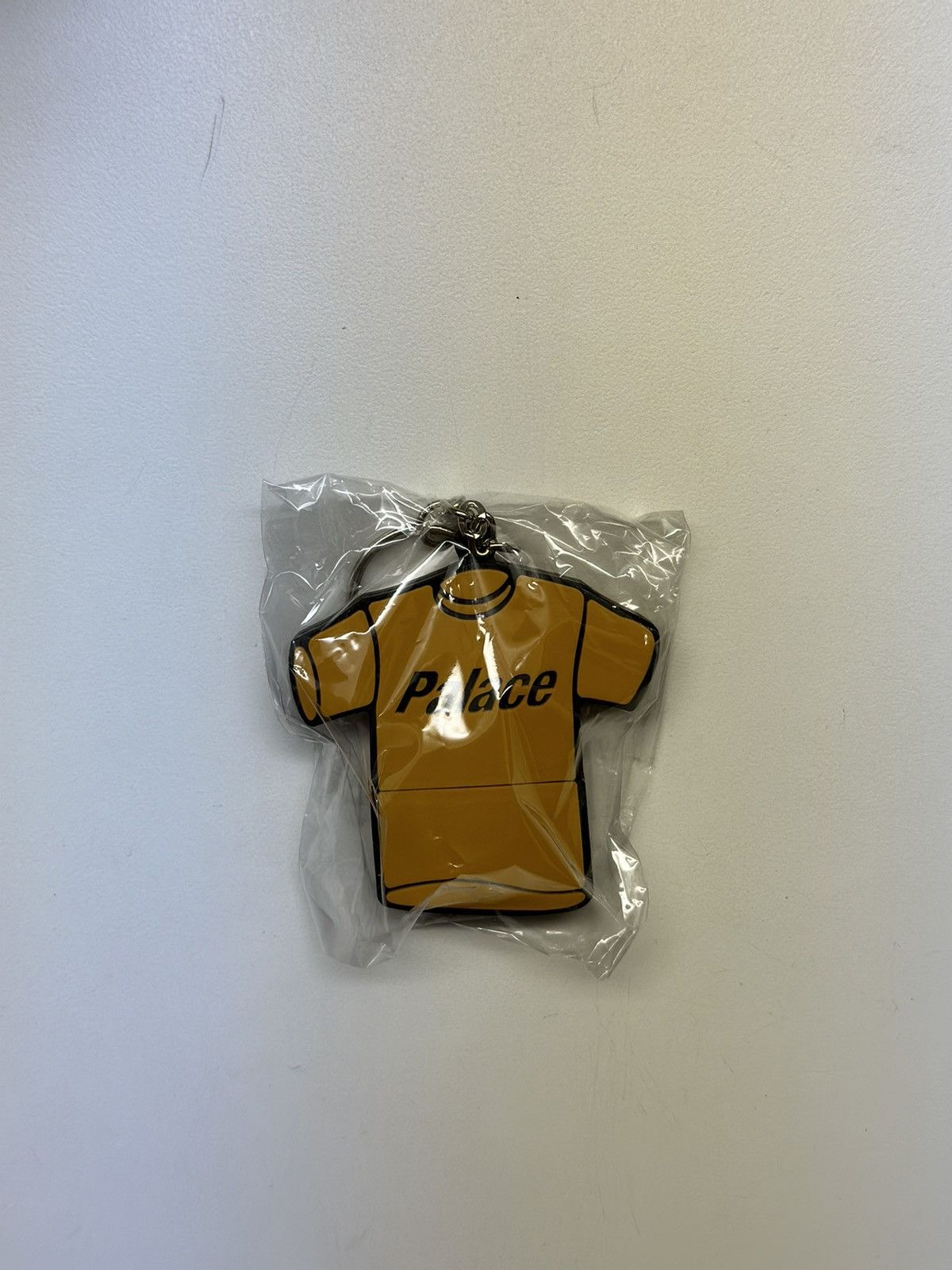 Palace Palace T-shirt USB Key Flash Drive Size ONE SIZE - 1 Thumbnail