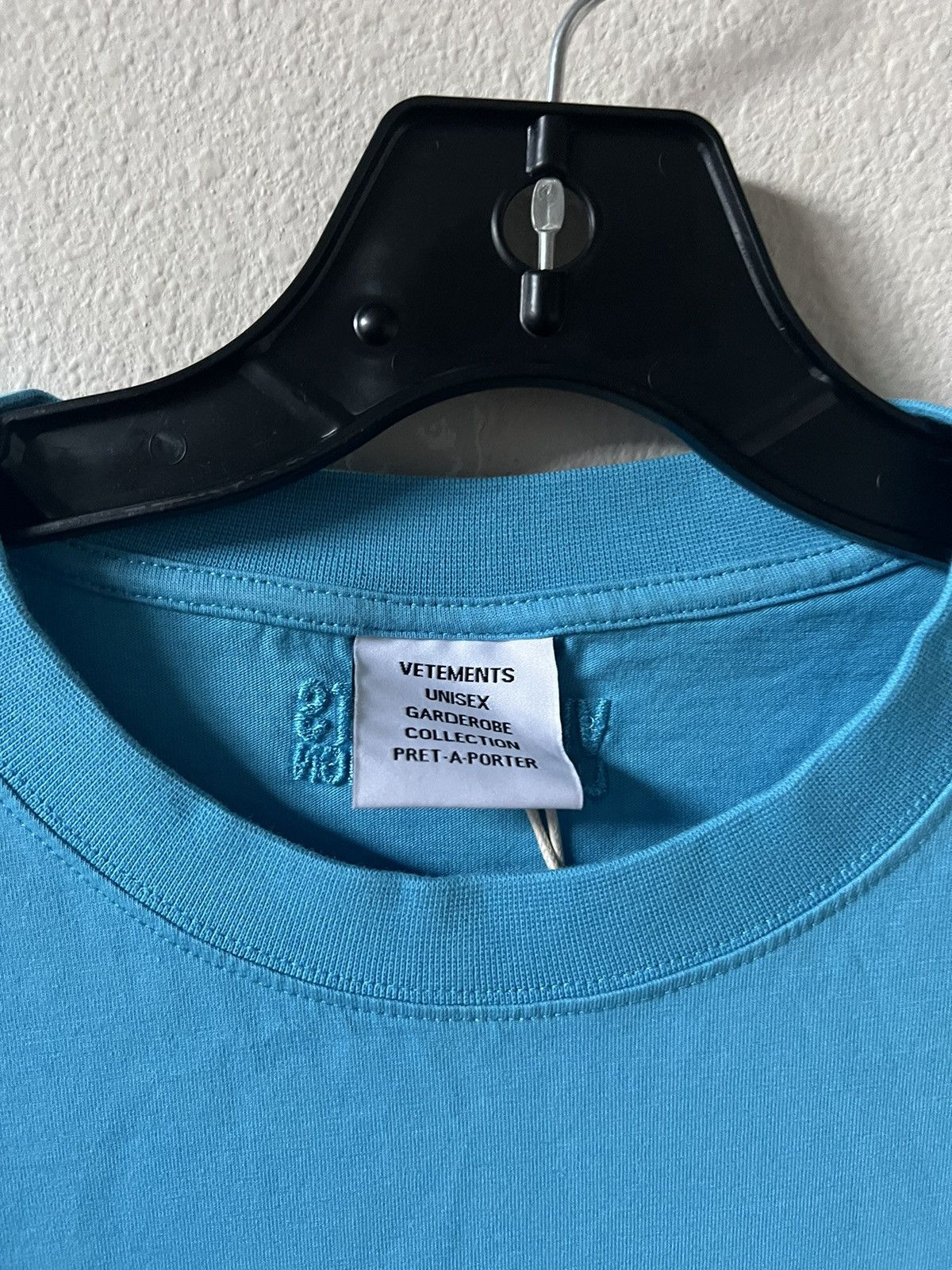 Vetements Vetements The Gvasalias T-Shirt Size US M / EU 48-50 / 2 - 4 Thumbnail