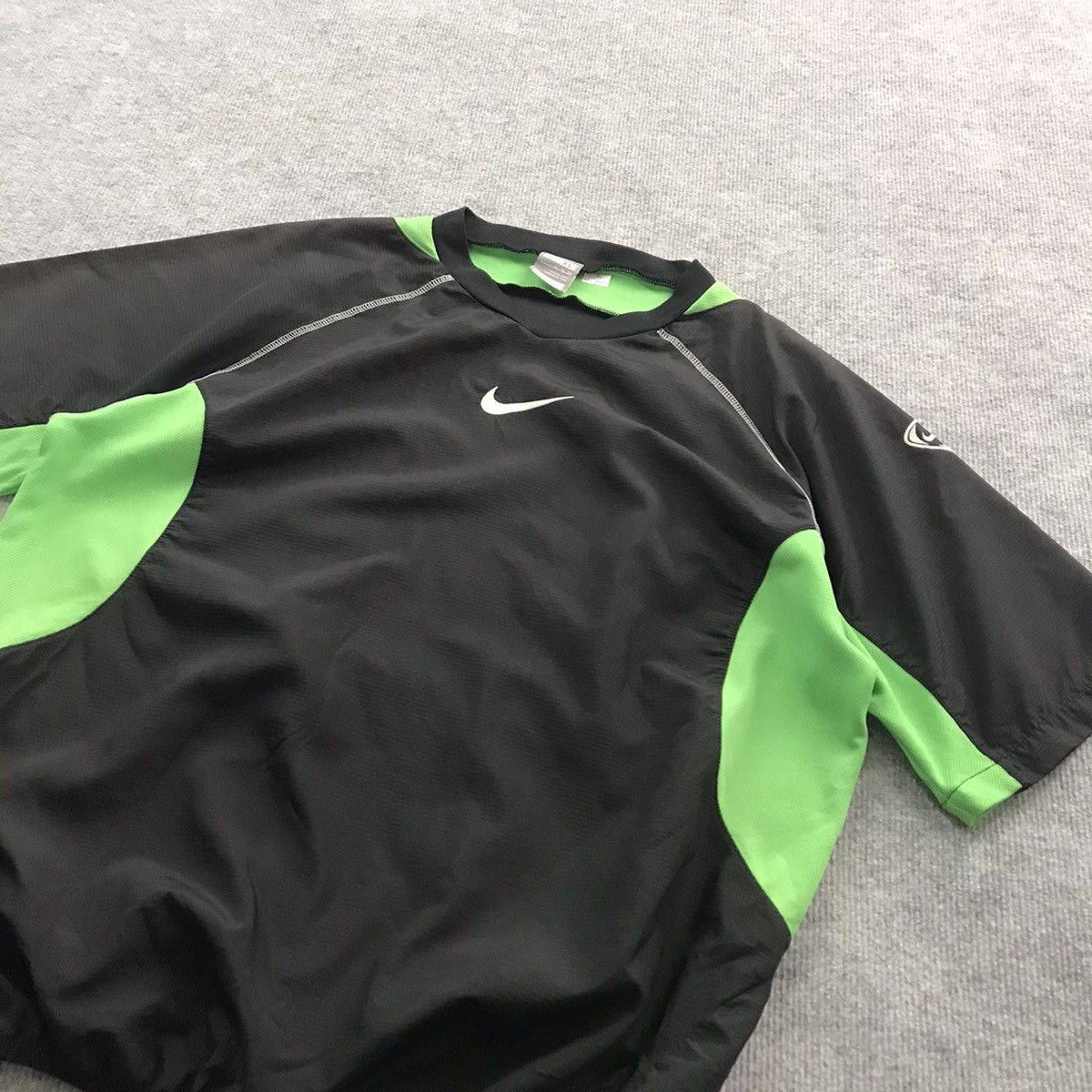 Nike × Nike ACG × Vintage VINTAGE NIKE EMBROIDERY LOGO TSHIRT Size US XL / EU 56 / 4 - 2 Thumbnail