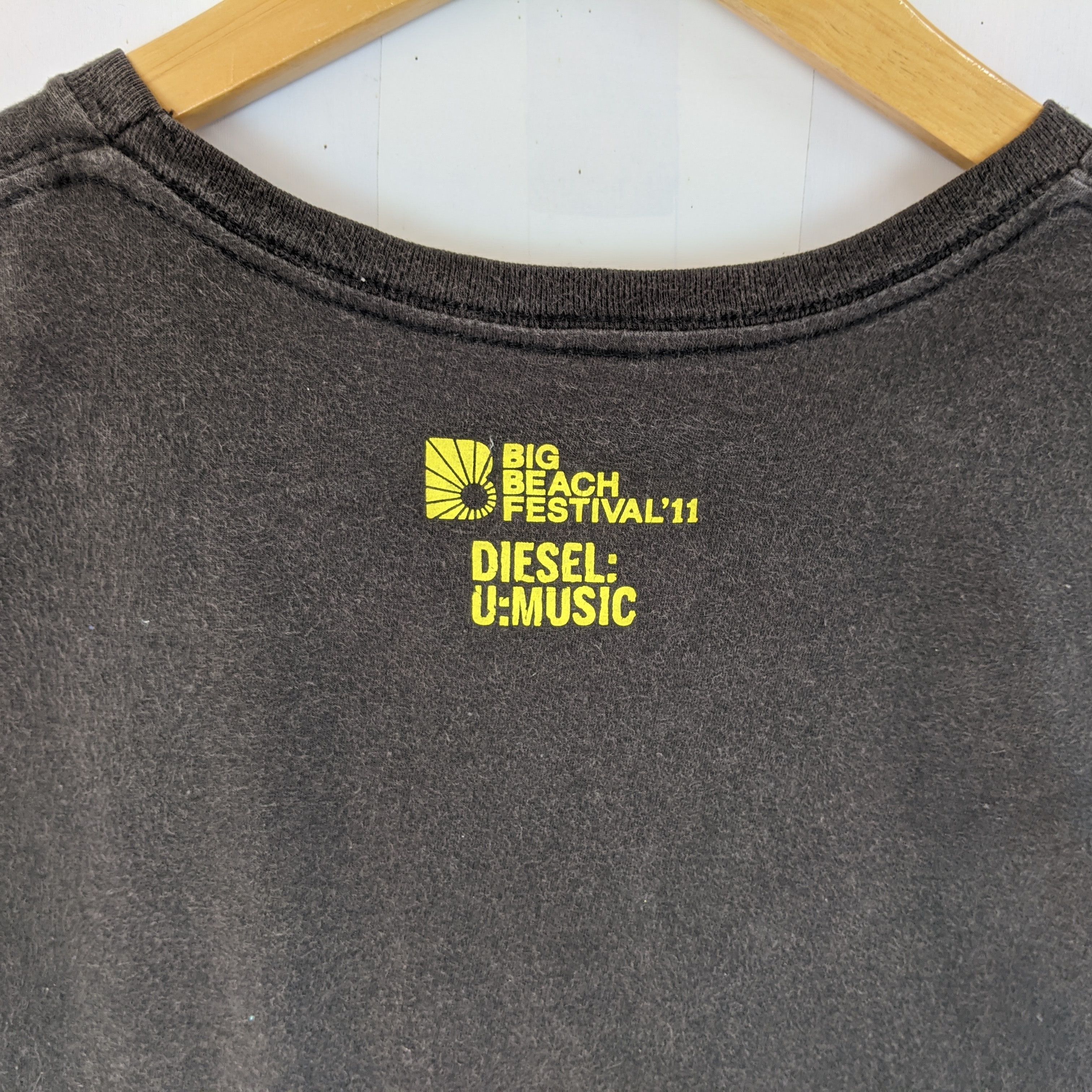 Band Tees × Diesel × Rap Tees DIESEL x FATBOY SLIM 2011 Big Beach Festival T-Shirt Size US XS / EU 42 / 0 - 7 Thumbnail