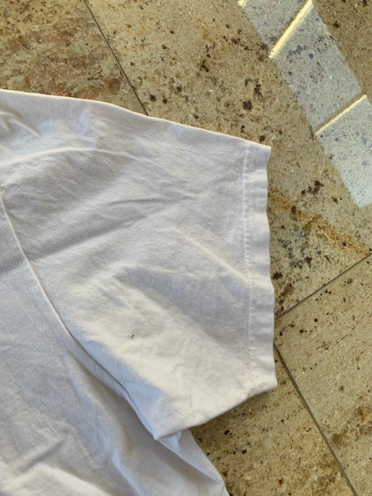 Supreme Who The Fuck Is Supreme Tee in White Size US L / EU 52-54 / 3 - 7 Thumbnail