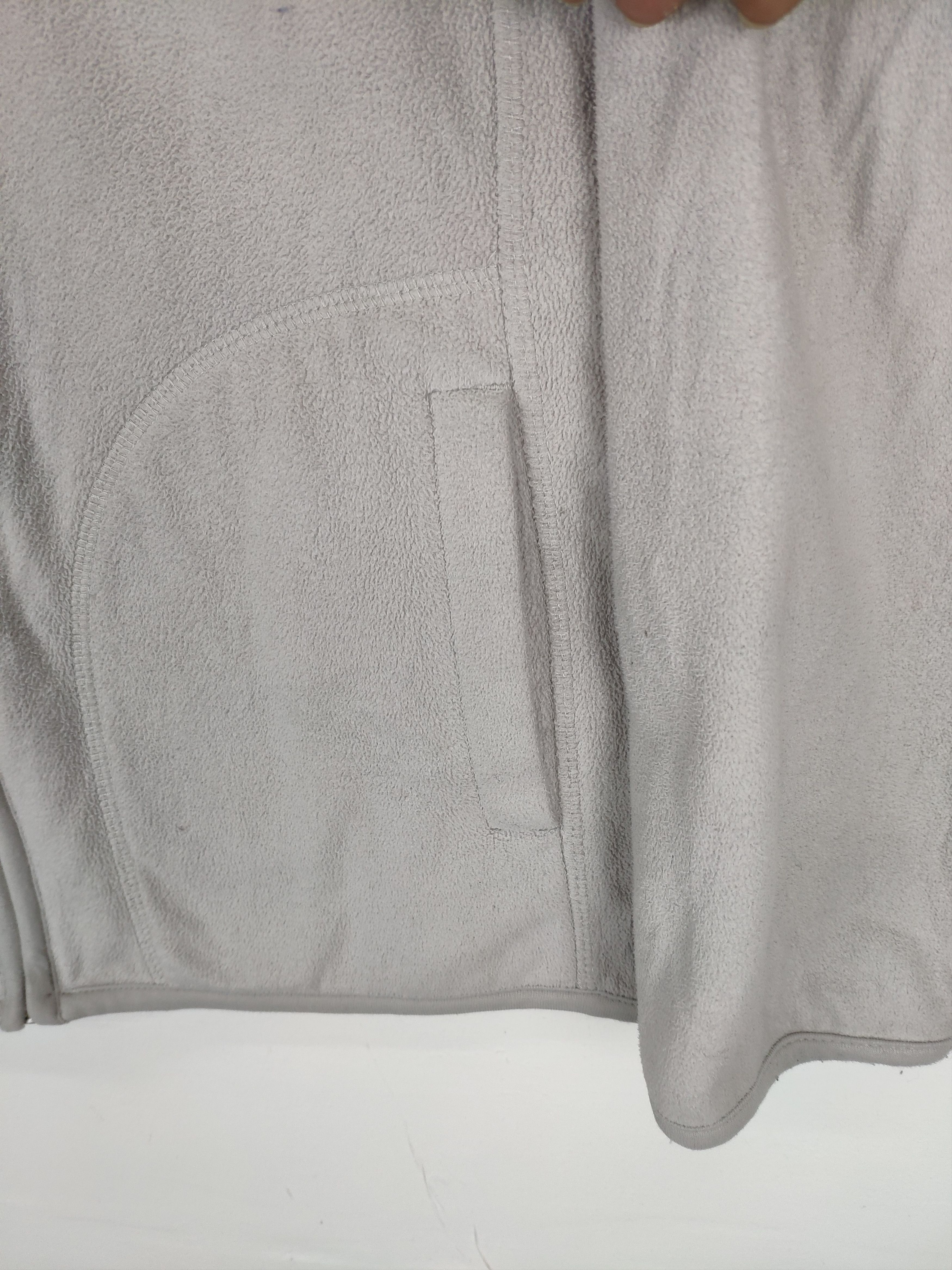 Japanese Brand Vintage Japanese Brand Zip Up Fleece Jacket Size US S / EU 44-46 / 1 - 6 Thumbnail