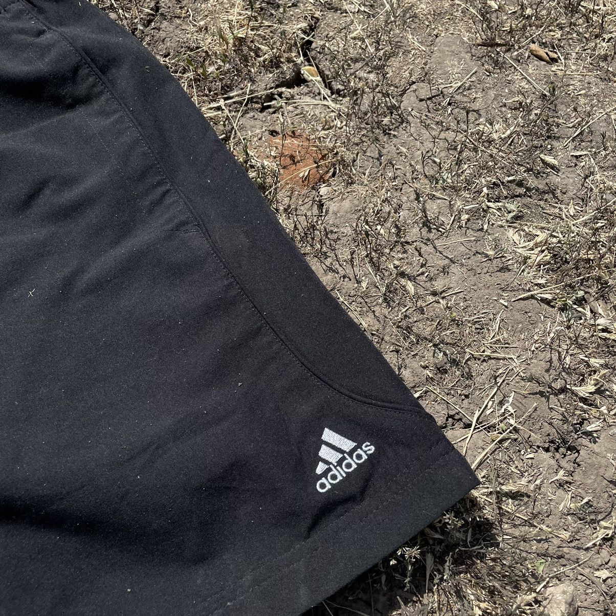 Vintage Vintage Adidas Nylon Shorts Y2K Streetwear Black Grunge XL Size US 36 / EU 52 - 3 Thumbnail