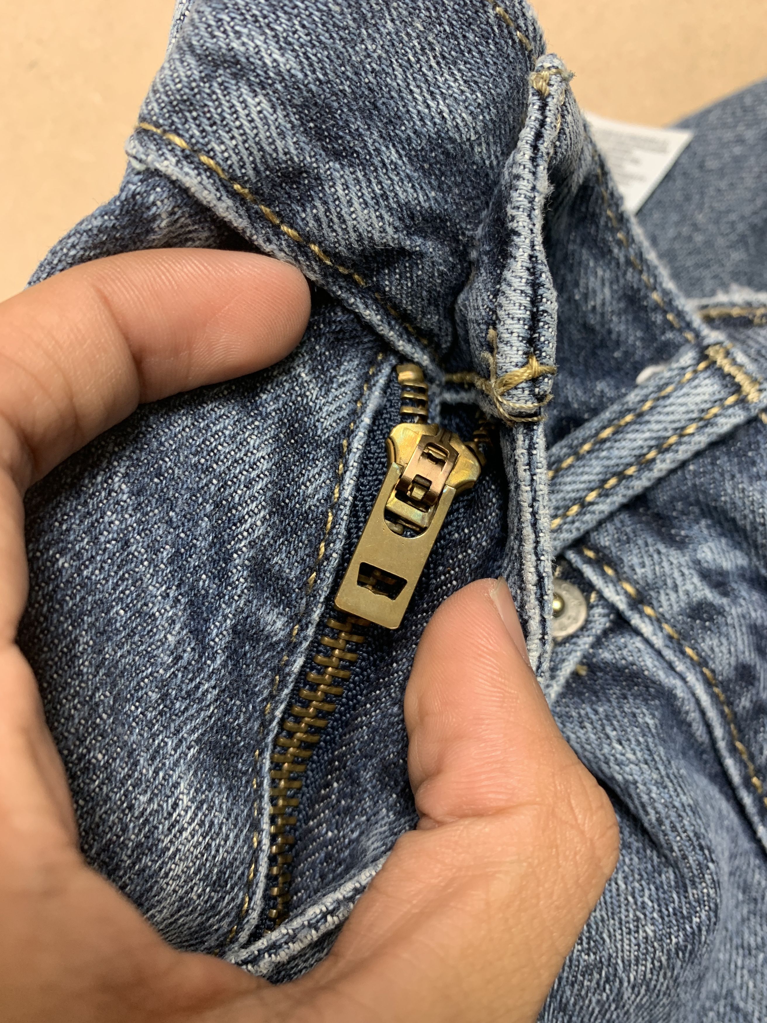 Levi's × Levi's Vintage Clothing × Vintage Vintage LEVI'S 559 Faded Phone Pattern on Pocket Jeans Size US 34 / EU 50 - 19 Thumbnail
