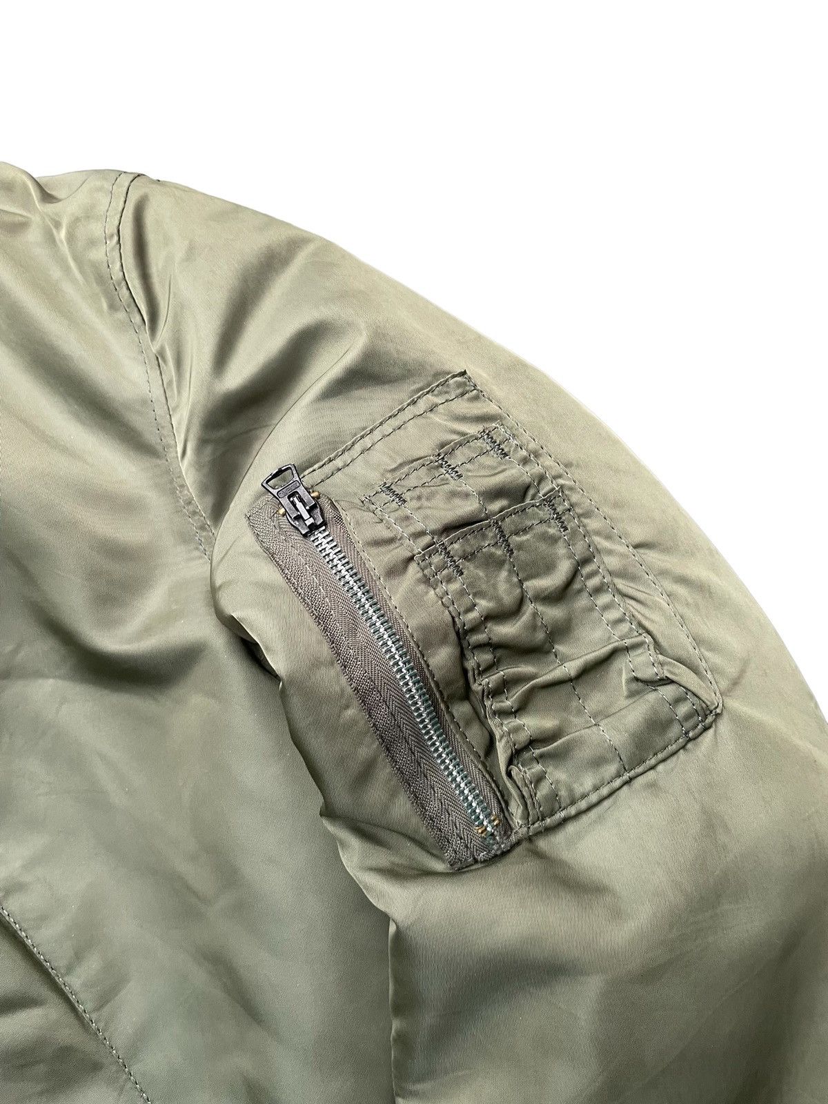 Alpha Industries Vintage Alpha Industries MA-1 Bomber Jacket Size US L / EU 52-54 / 3 - 6 Thumbnail