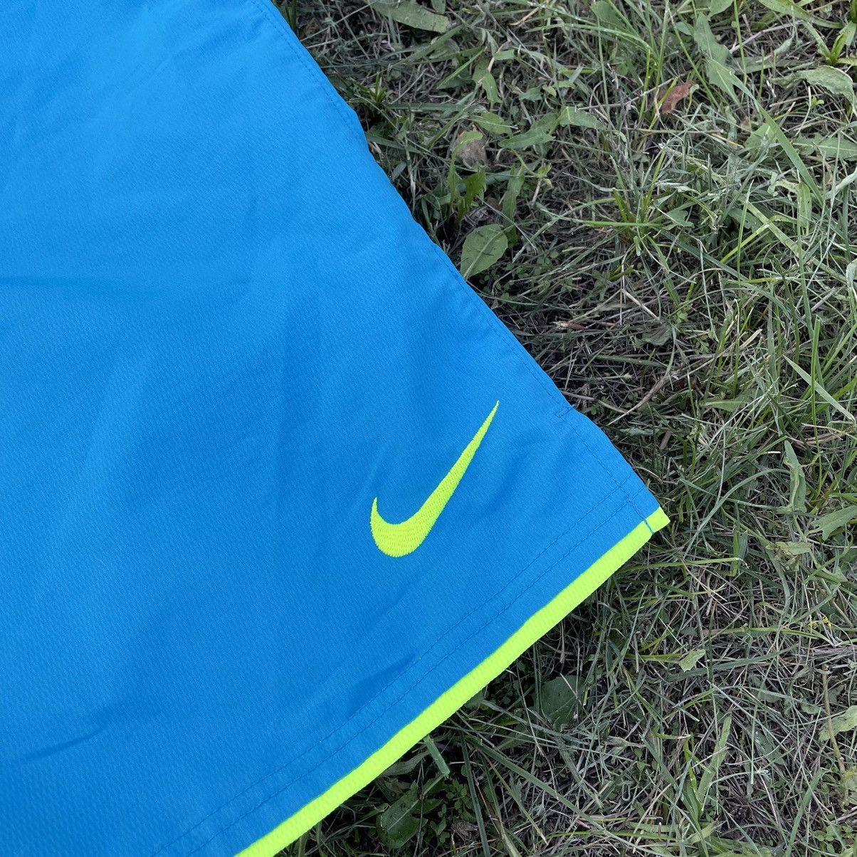 Vintage Vintage 90s Nike Swoosh Shorts Streetwear Blue Cropped 32 Size US 32 / EU 48 - 4 Thumbnail