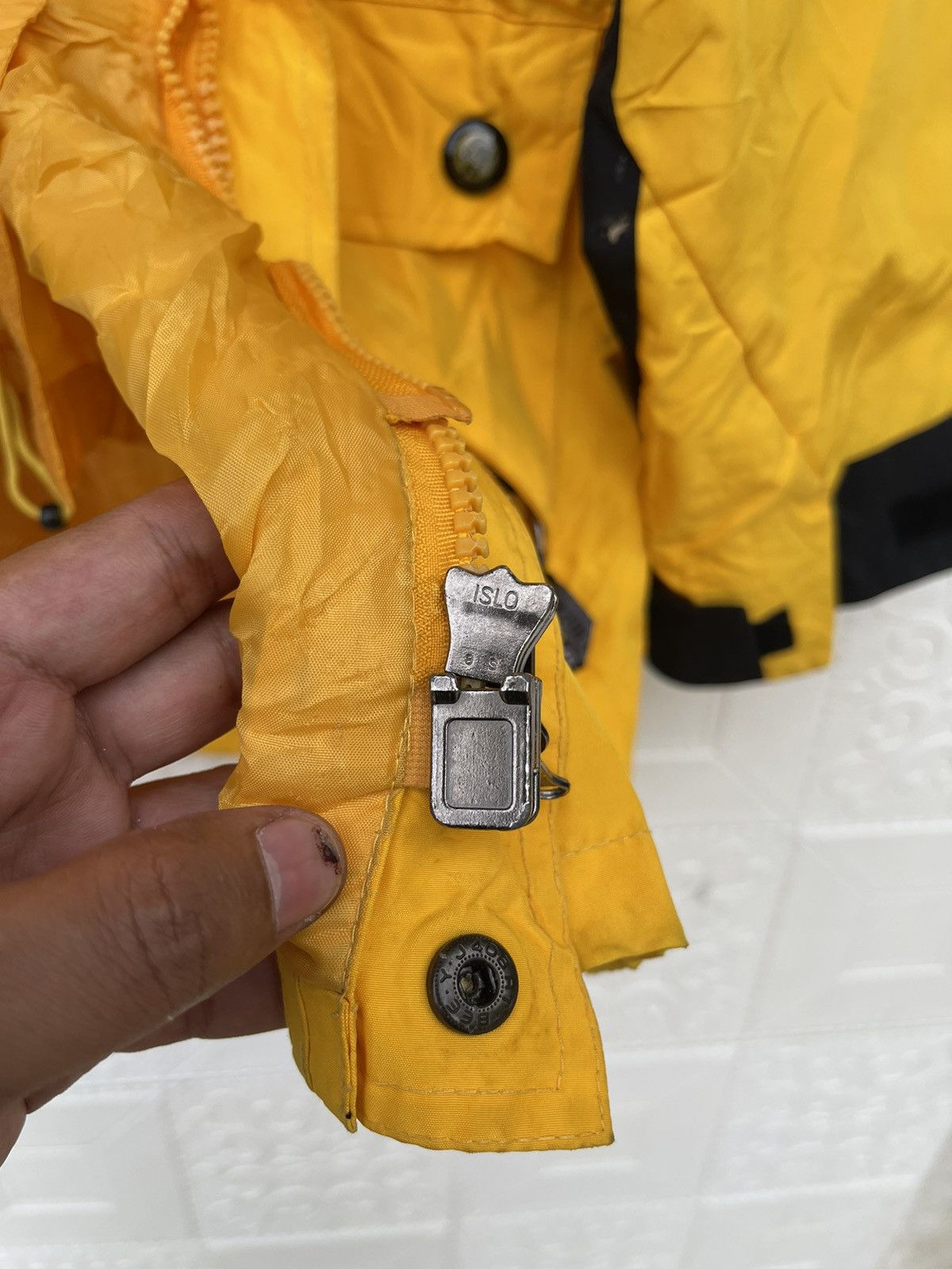 The North Face Vintage The North Face Mountain Light Shell Jacket Size US L / EU 52-54 / 3 - 22 Thumbnail