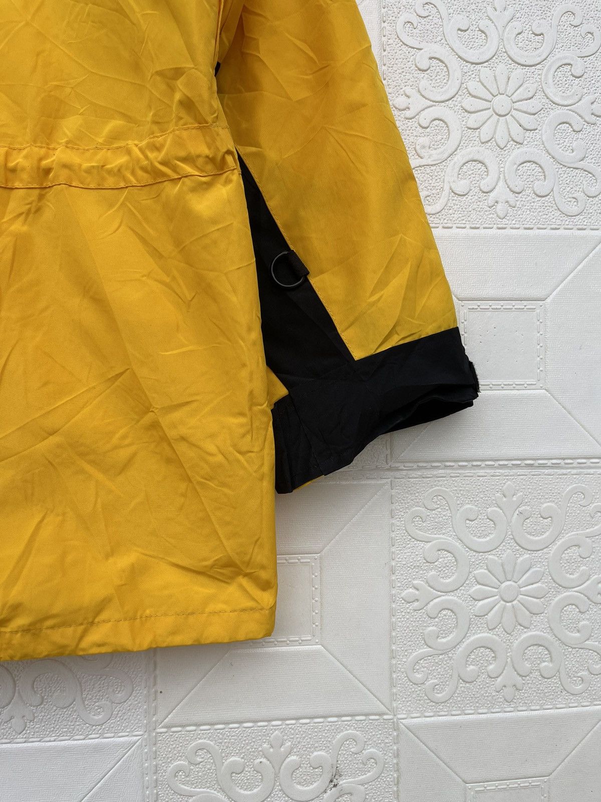 The North Face Vintage The North Face Mountain Light Shell Jacket Size US L / EU 52-54 / 3 - 21 Thumbnail