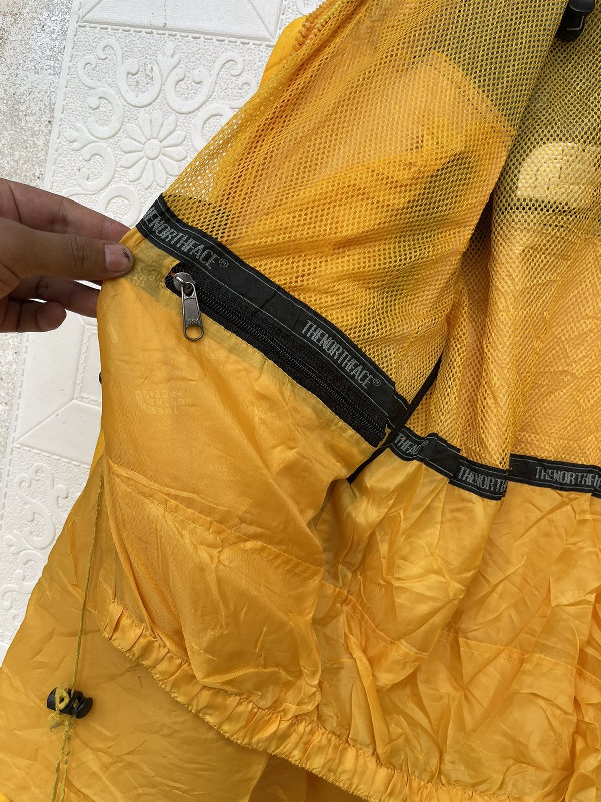 The North Face Vintage The North Face Mountain Light Shell Jacket Size US L / EU 52-54 / 3 - 24 Thumbnail