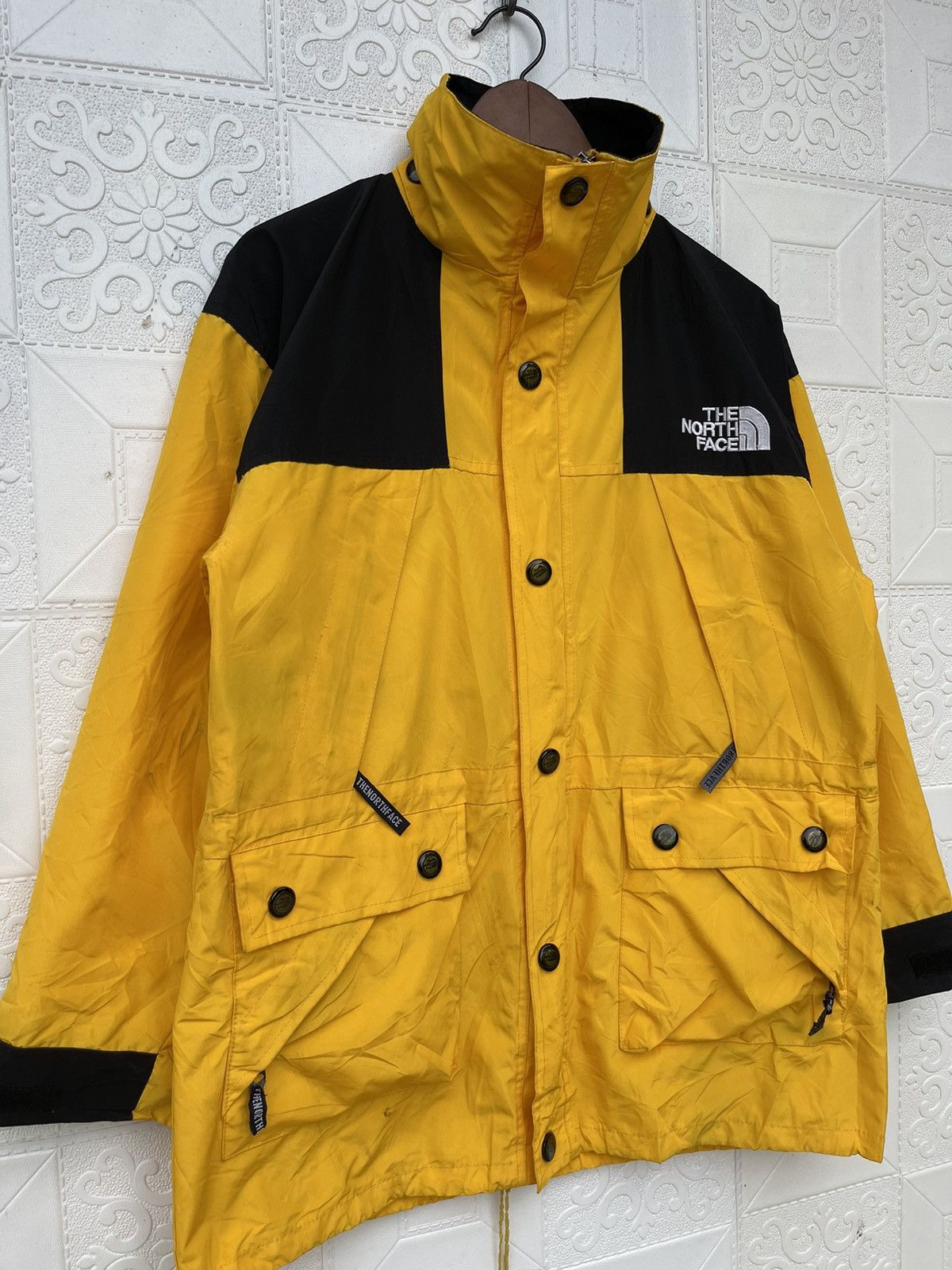 The North Face Vintage The North Face Mountain Light Shell Jacket Size US L / EU 52-54 / 3 - 7 Thumbnail
