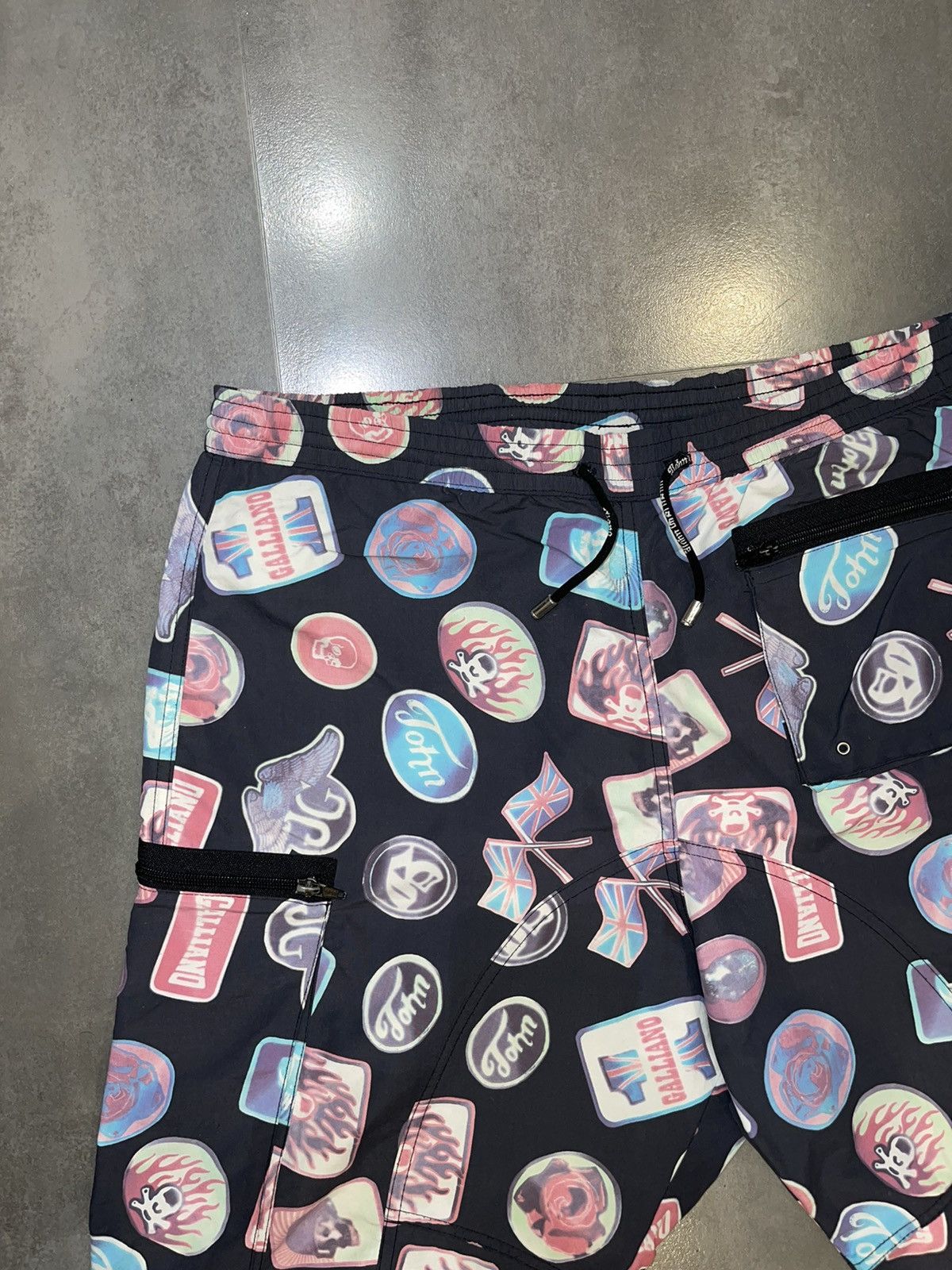 John Galliano John Galliano All Over Printed Swim Shorts Size US 32 / EU 48 - 4 Thumbnail
