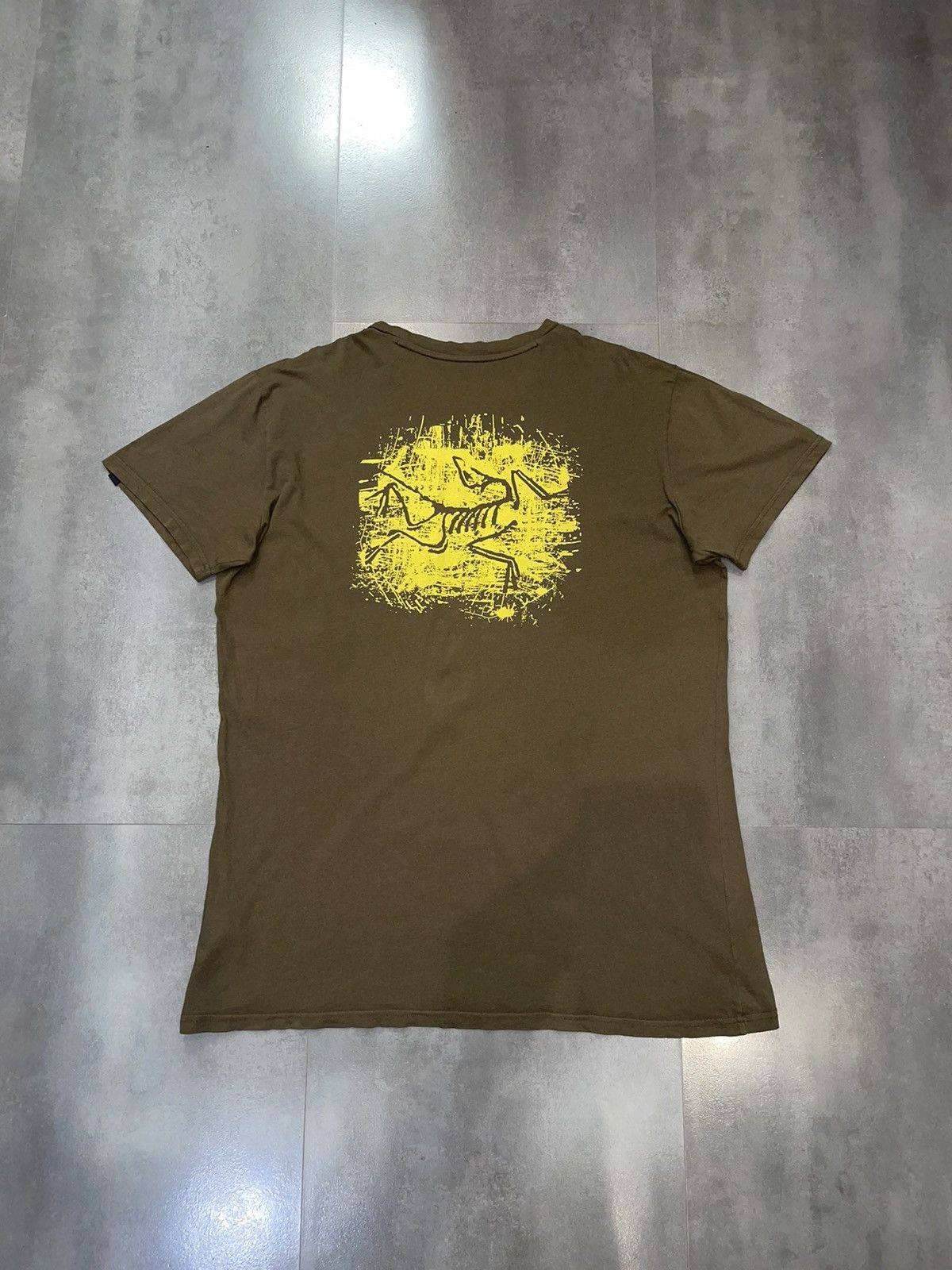 Arc'teryx Arc'Teryx Big Logo Yellow Brown Short Sleeve T-Shirt Size US XL / EU 56 / 4 - 2 Thumbnail