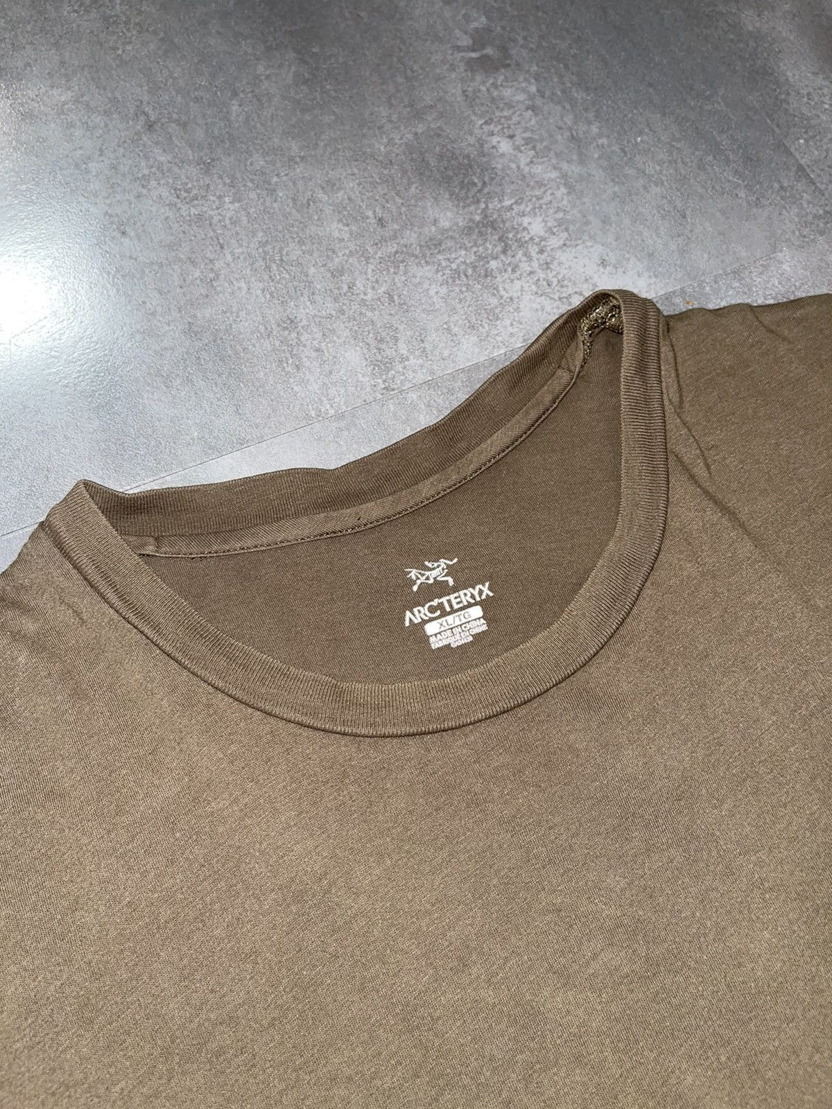 Arc'teryx Arc'Teryx Big Logo Yellow Brown Short Sleeve T-Shirt Size US XL / EU 56 / 4 - 13 Thumbnail