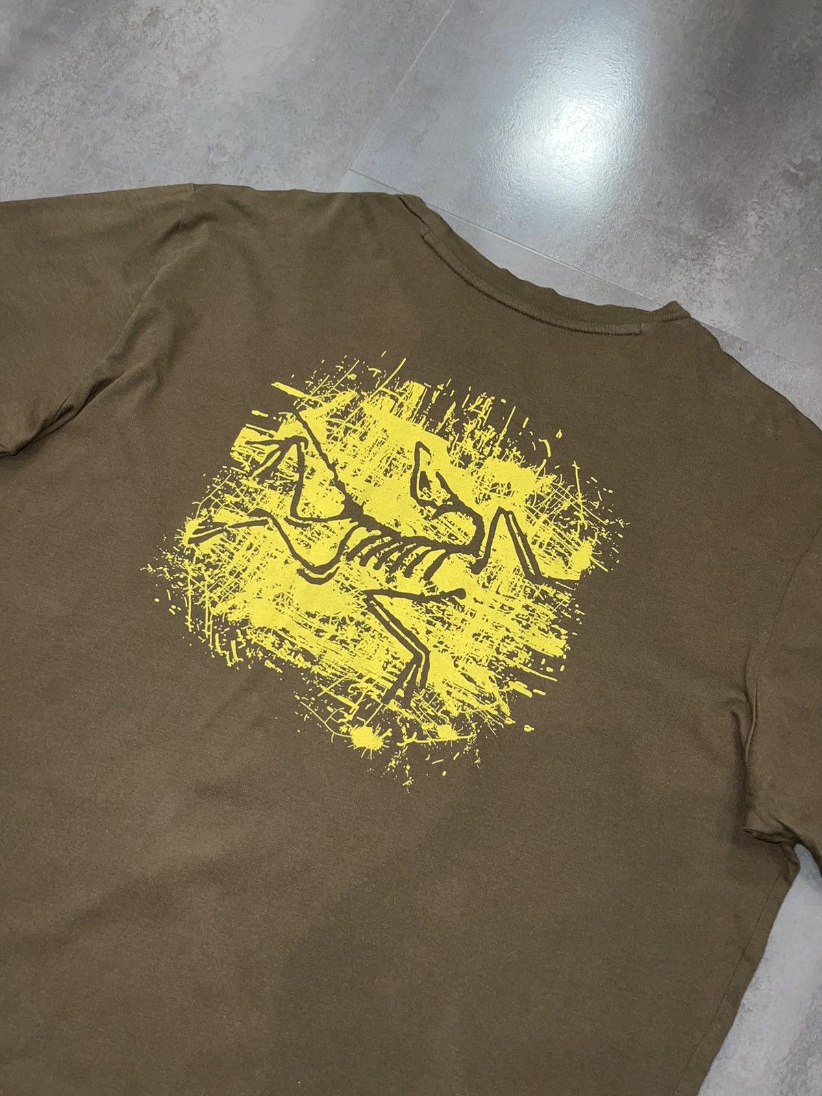 Arc'Teryx Big Logo Yellow Brown Short Sleeve T-Shirt