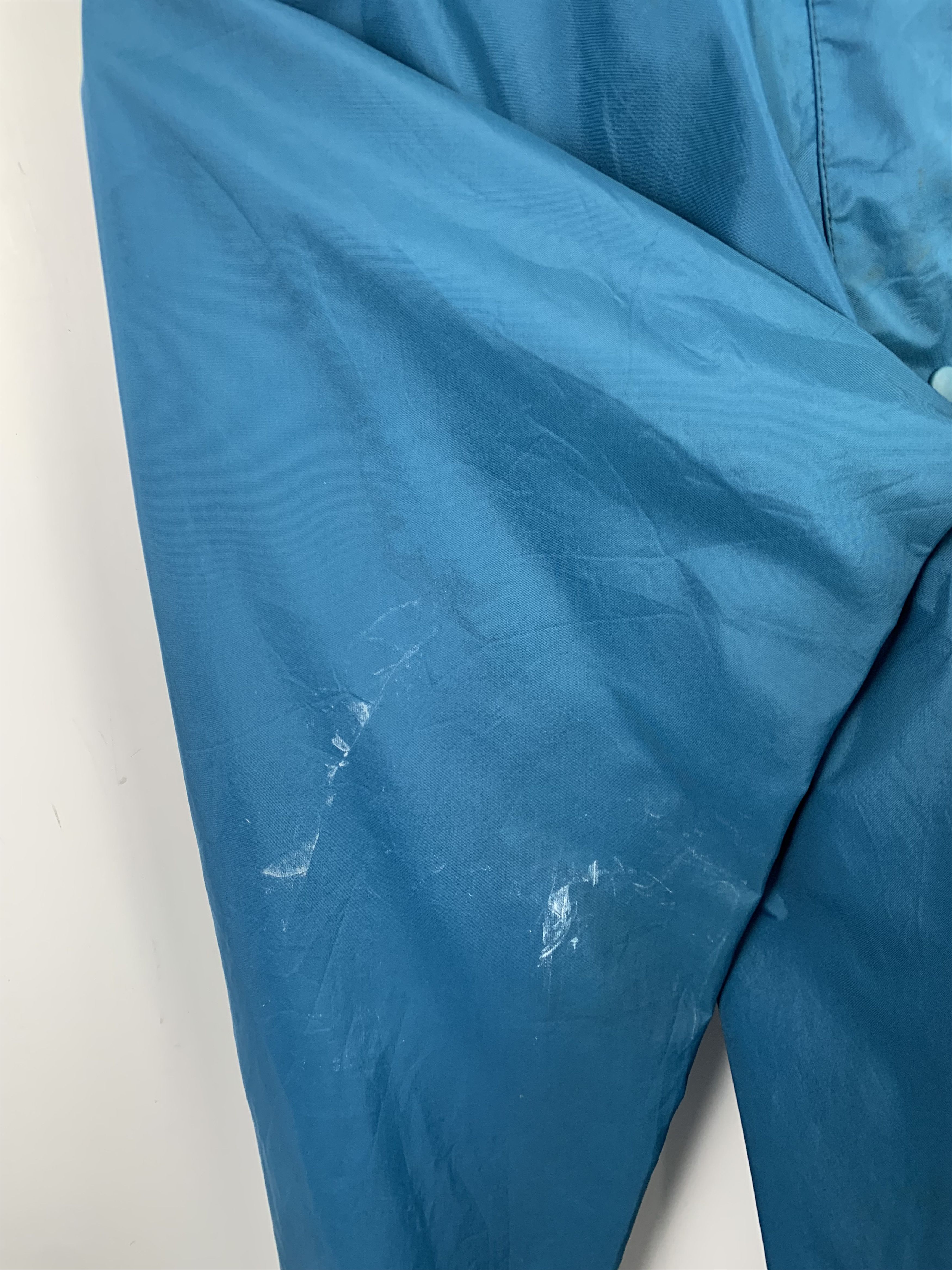 Goretex × Montbell × Vintage Vintage MONTBELL x GORETEX Windbreaker Jacket Size US M / EU 48-50 / 2 - 9 Thumbnail