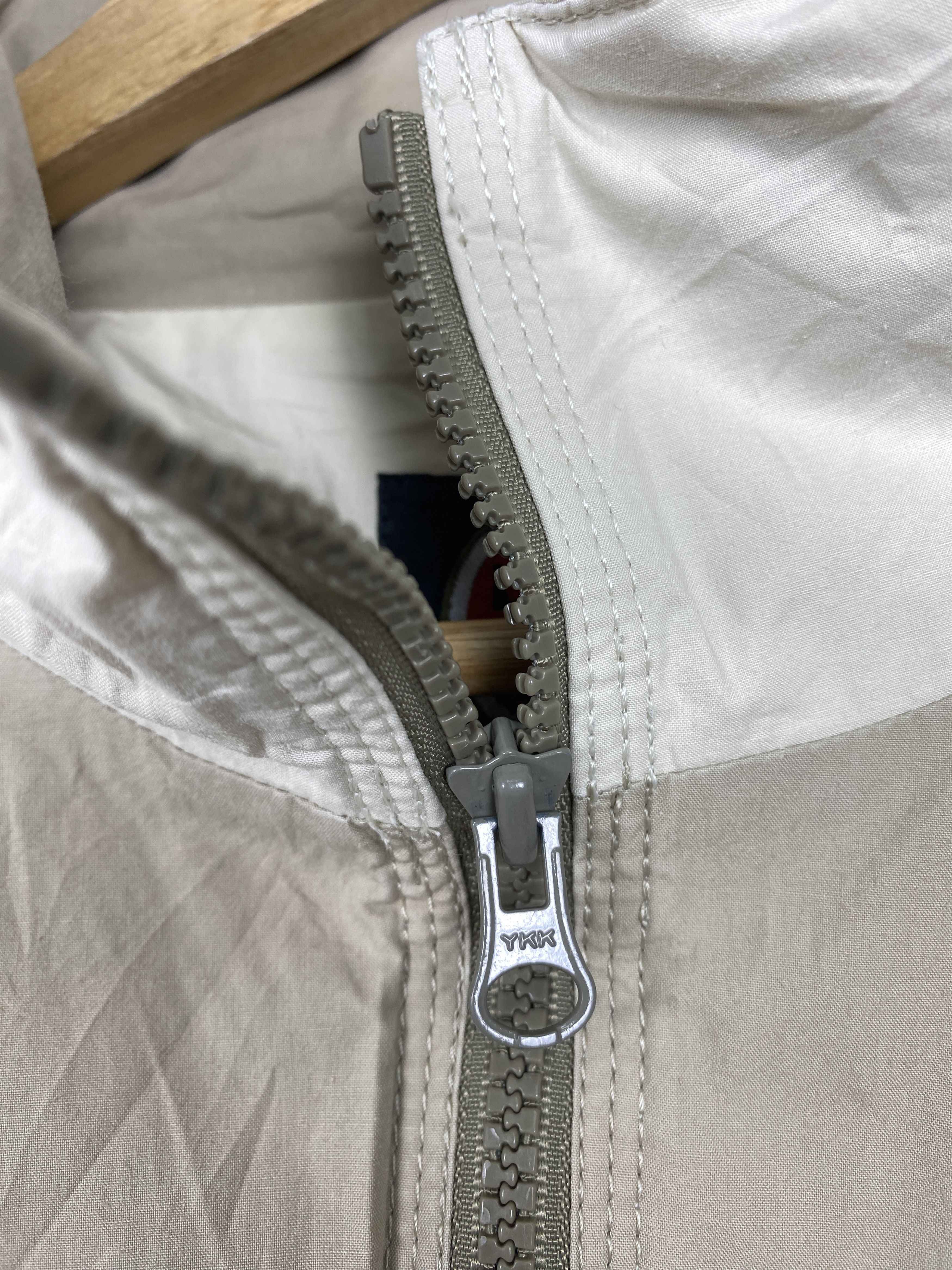 Vintage Vintage LUCKY STRIKE Cigarette Zip Up Jacket J1144 Size US L / EU 52-54 / 3 - 7 Thumbnail