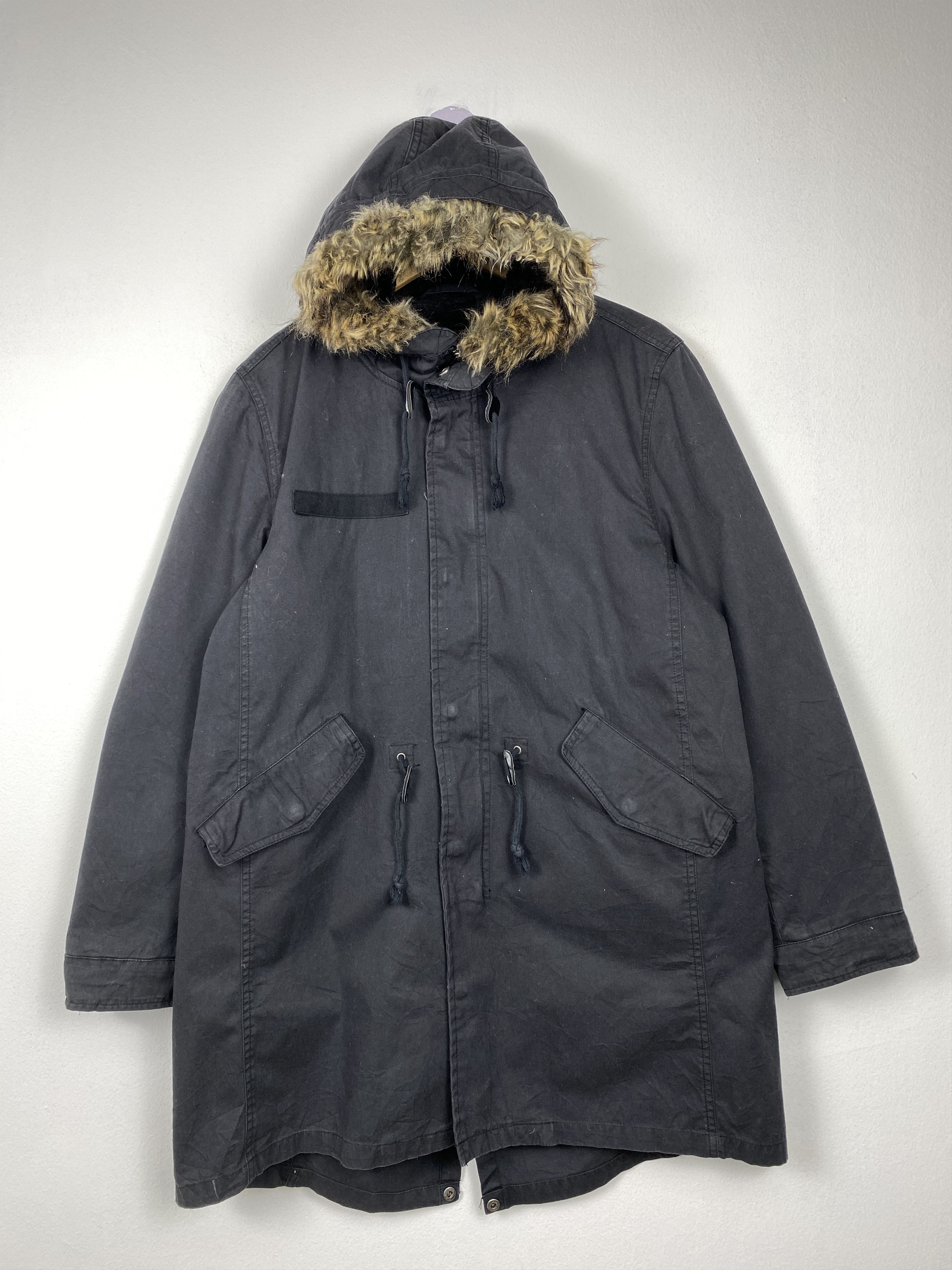 image of Vintage Uniqlo Gu Parkas Fleece Lining Hoodie Jacket in Black, Men's (Size Small)
