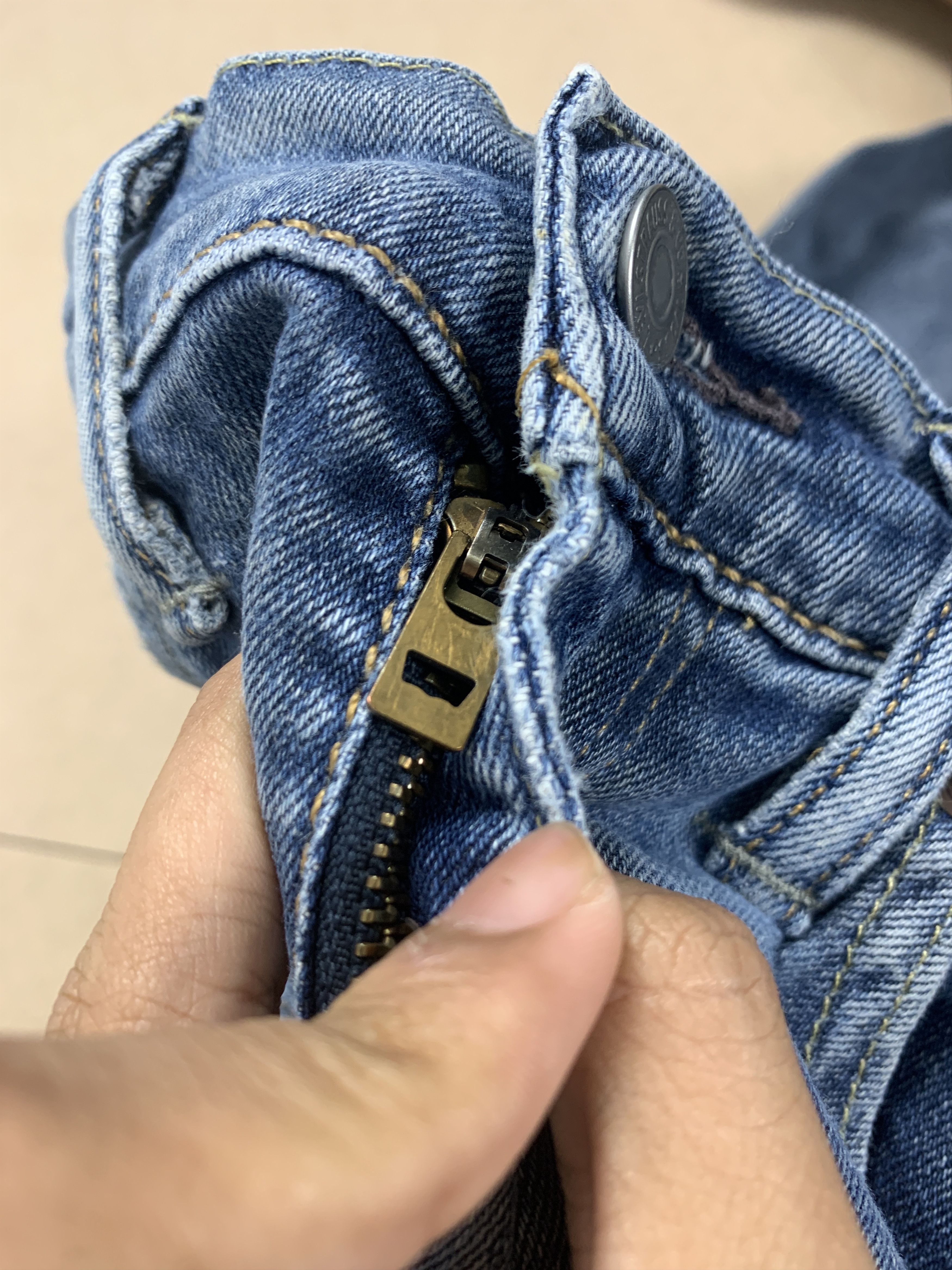 Levi's × Vintage Vintage LEVI'S 510 Straight Cut Faded Mid Wash Jeans Size US 30 / EU 46 - 19 Thumbnail