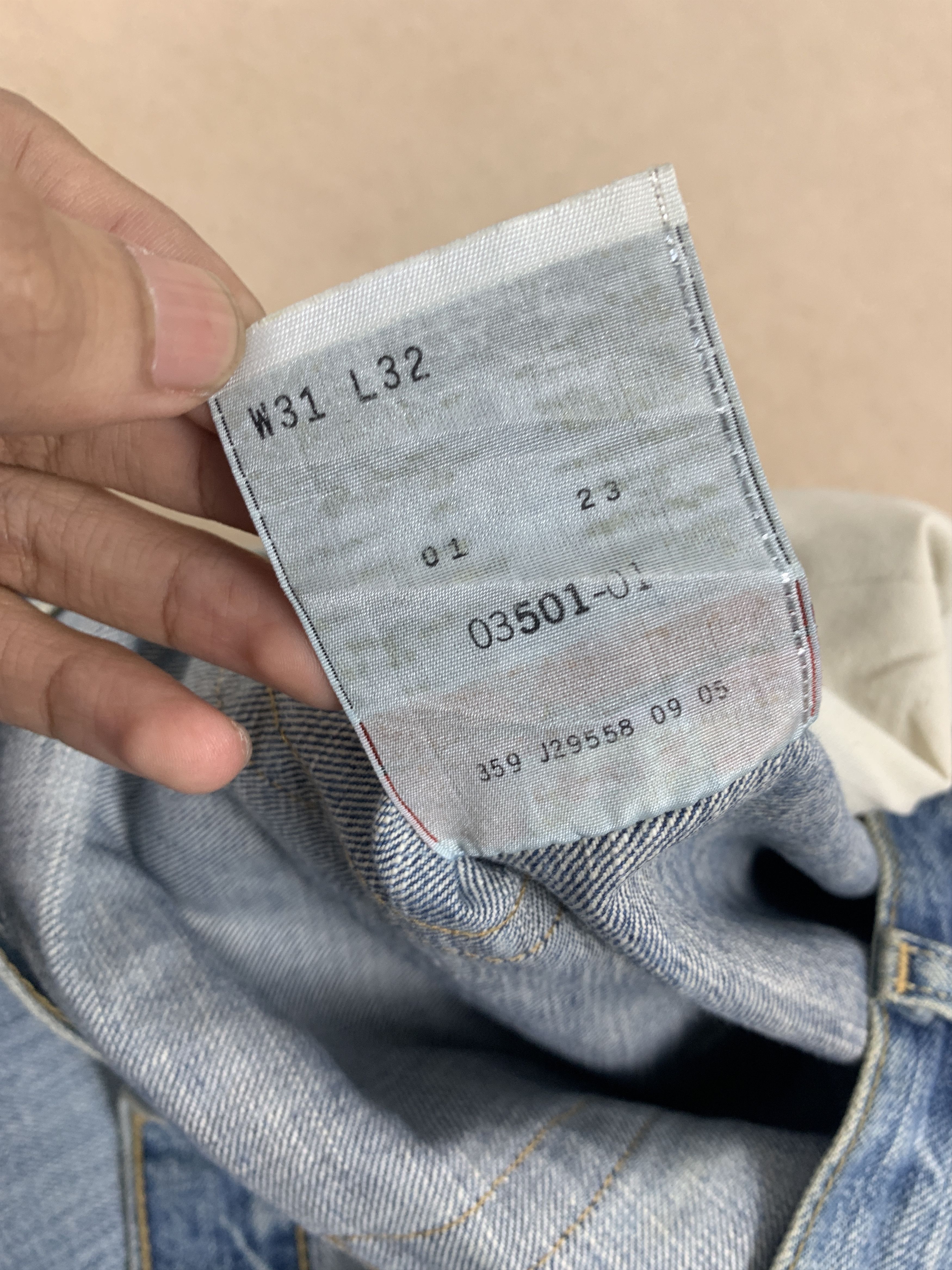Levi's Vintage 90s LEVI'S 501 Straight Cut Distressed Jeans P0180 Size US 32 / EU 48 - 20 Thumbnail