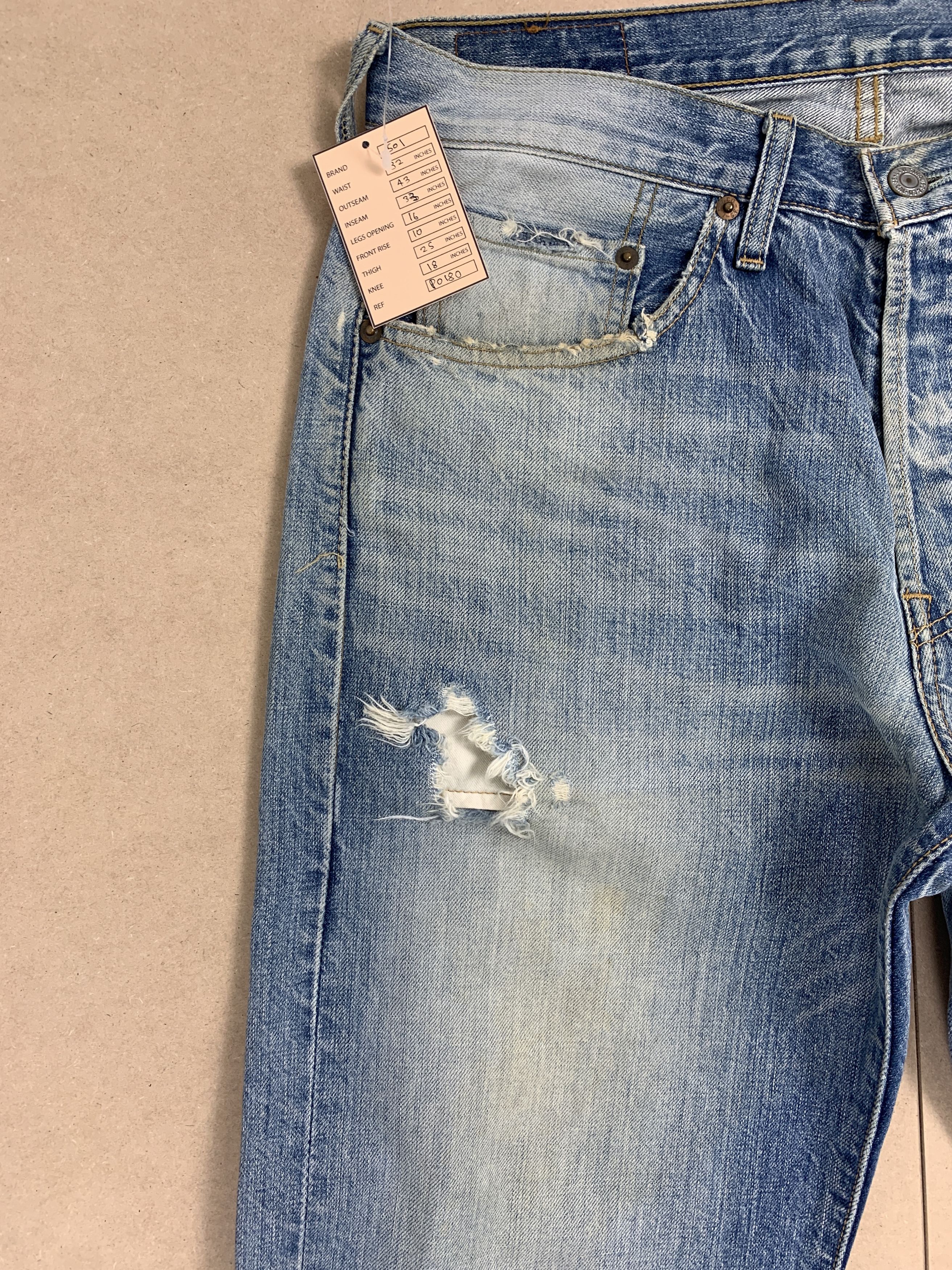 Levi's Vintage 90s LEVI'S 501 Straight Cut Distressed Jeans P0180 Size US 32 / EU 48 - 4 Thumbnail