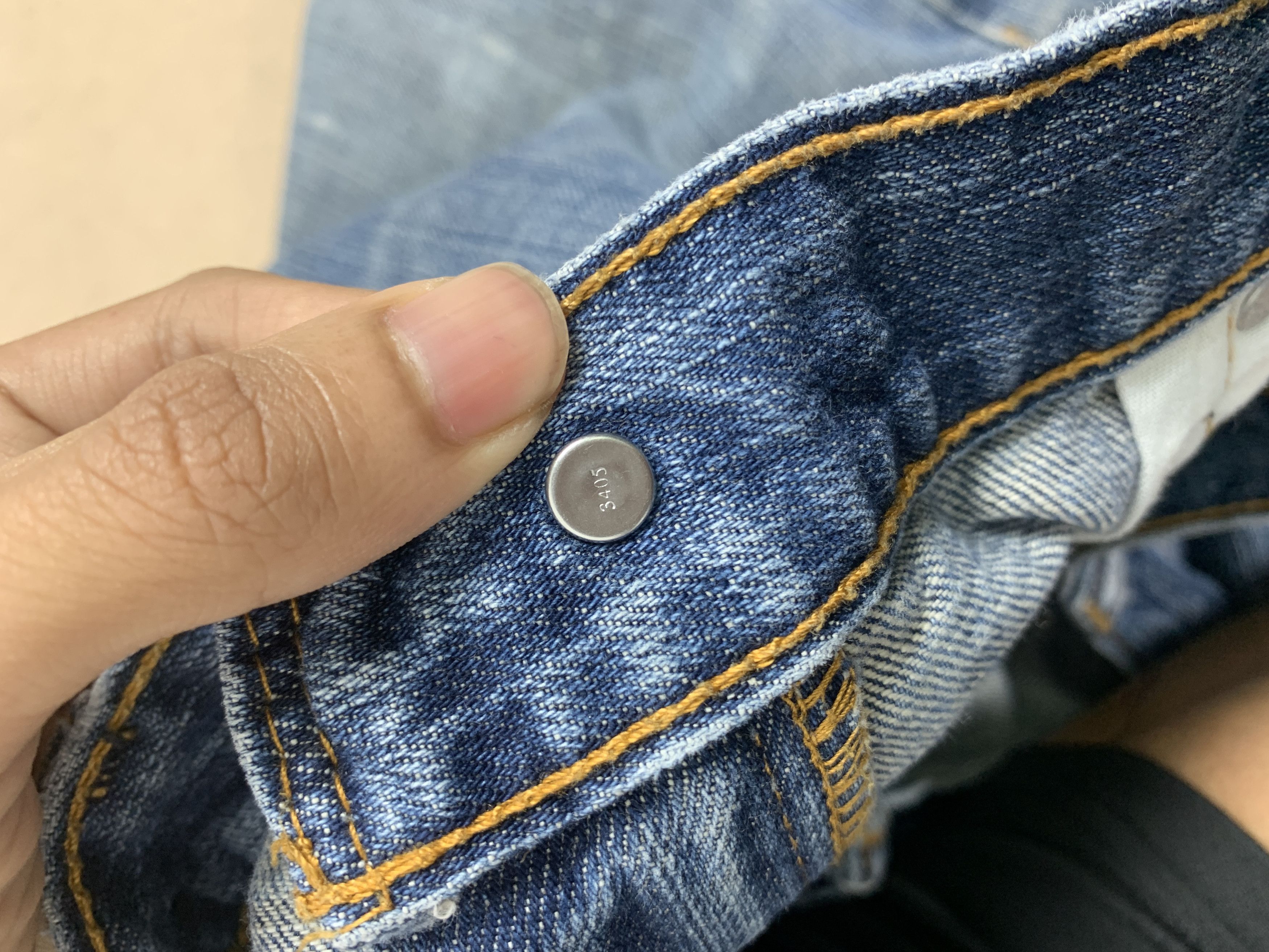Levi's × Levi's Vintage Clothing × Vintage Vintage LEVI'S 559 Distressed Faded Mid Wash Jeans Size US 35 - 20 Thumbnail