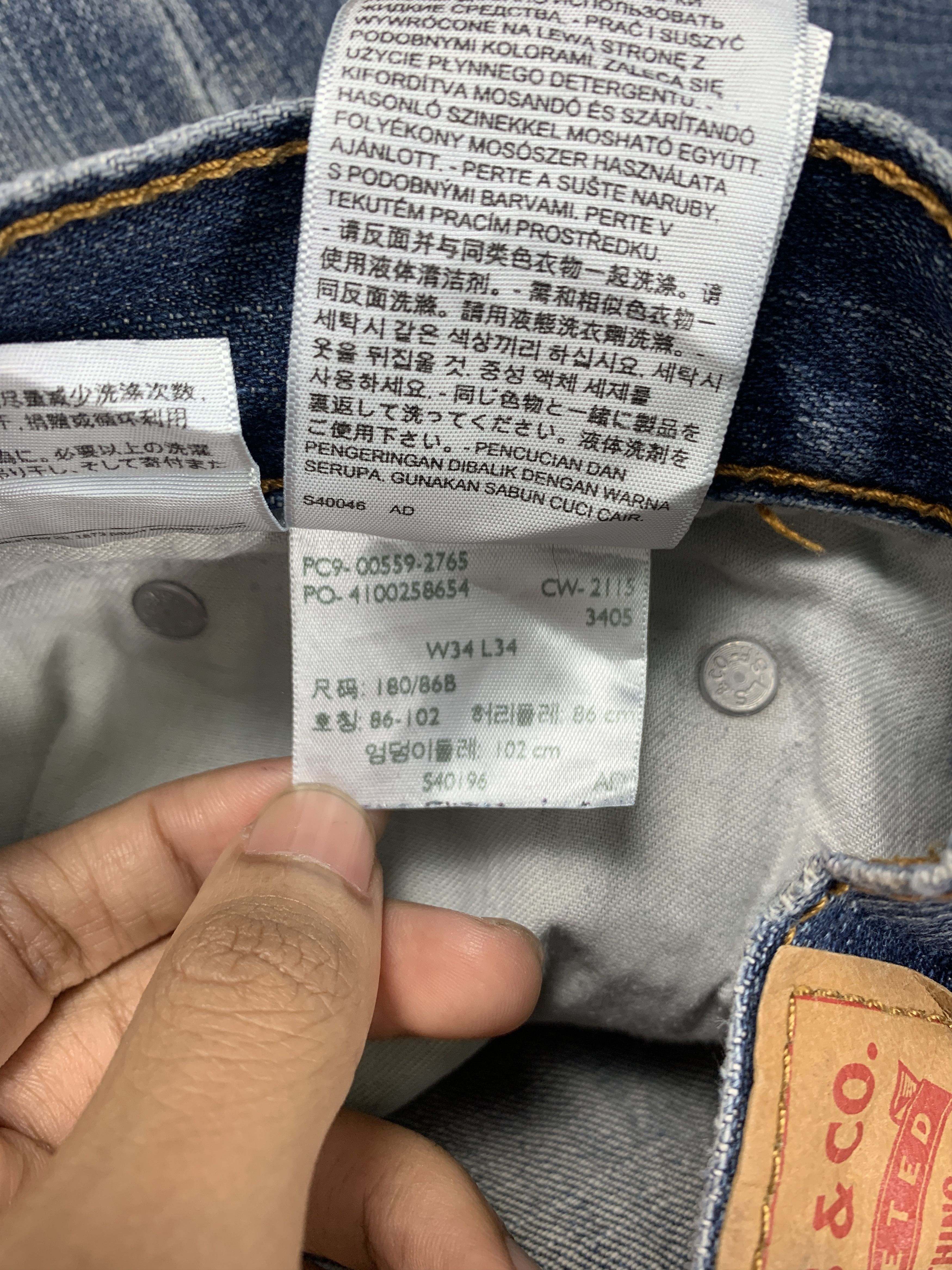 Levi's × Levi's Vintage Clothing × Vintage Vintage LEVI'S 559 Distressed Faded Mid Wash Jeans Size US 35 - 19 Thumbnail