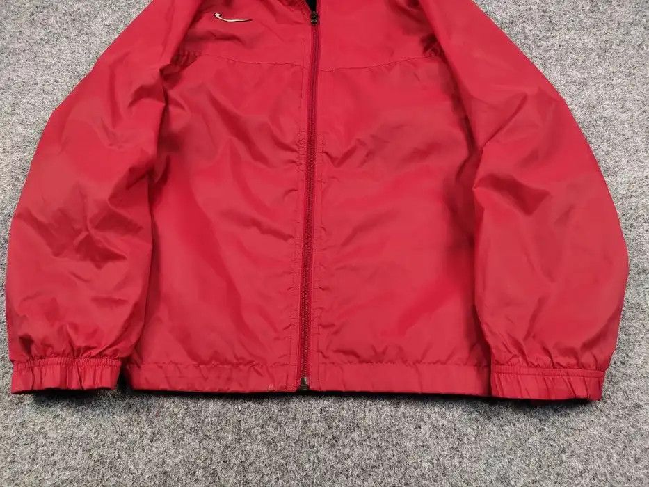 Nike Vintage Y2K Nike Team Drill Light Zip Red Windbreaker Jacket Size US S / EU 44-46 / 1 - 4 Thumbnail