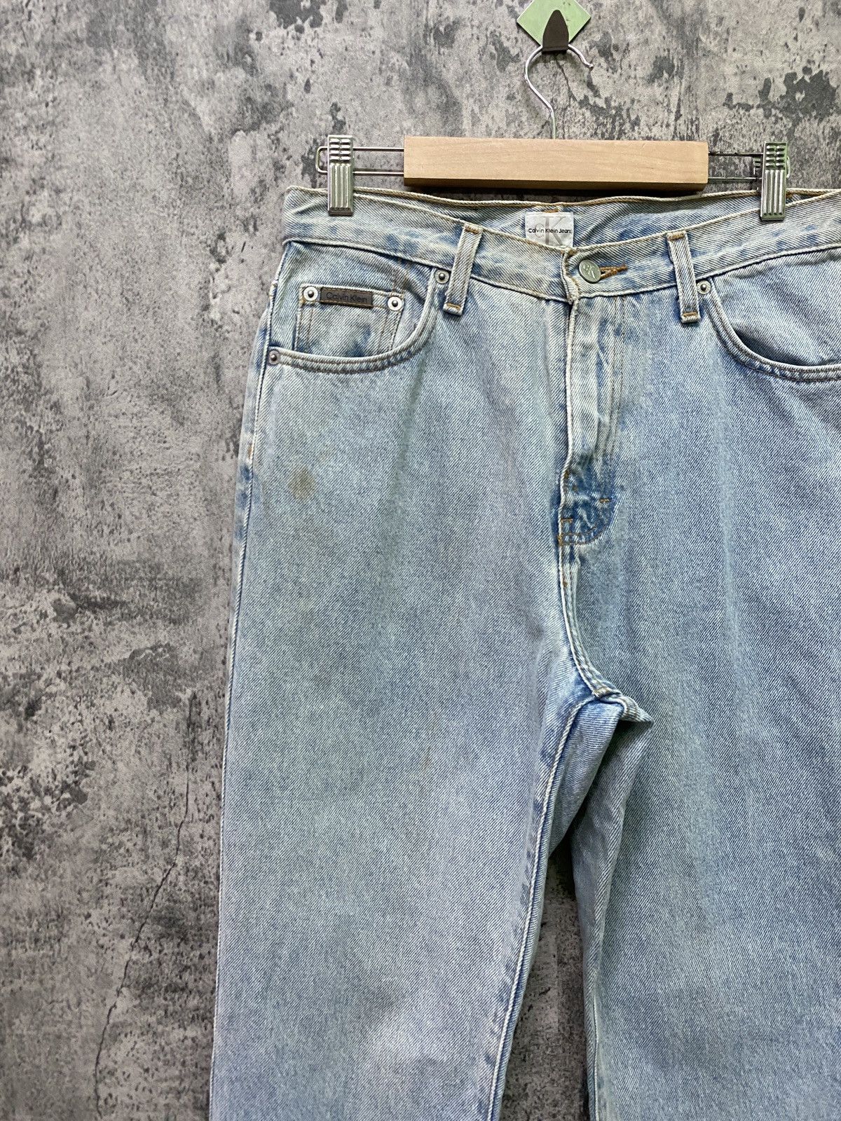 Calvin Klein Vintage CALVIN KLEIN Enzyme Wash Classic Jean Size US 28 / EU 44 - 4 Thumbnail