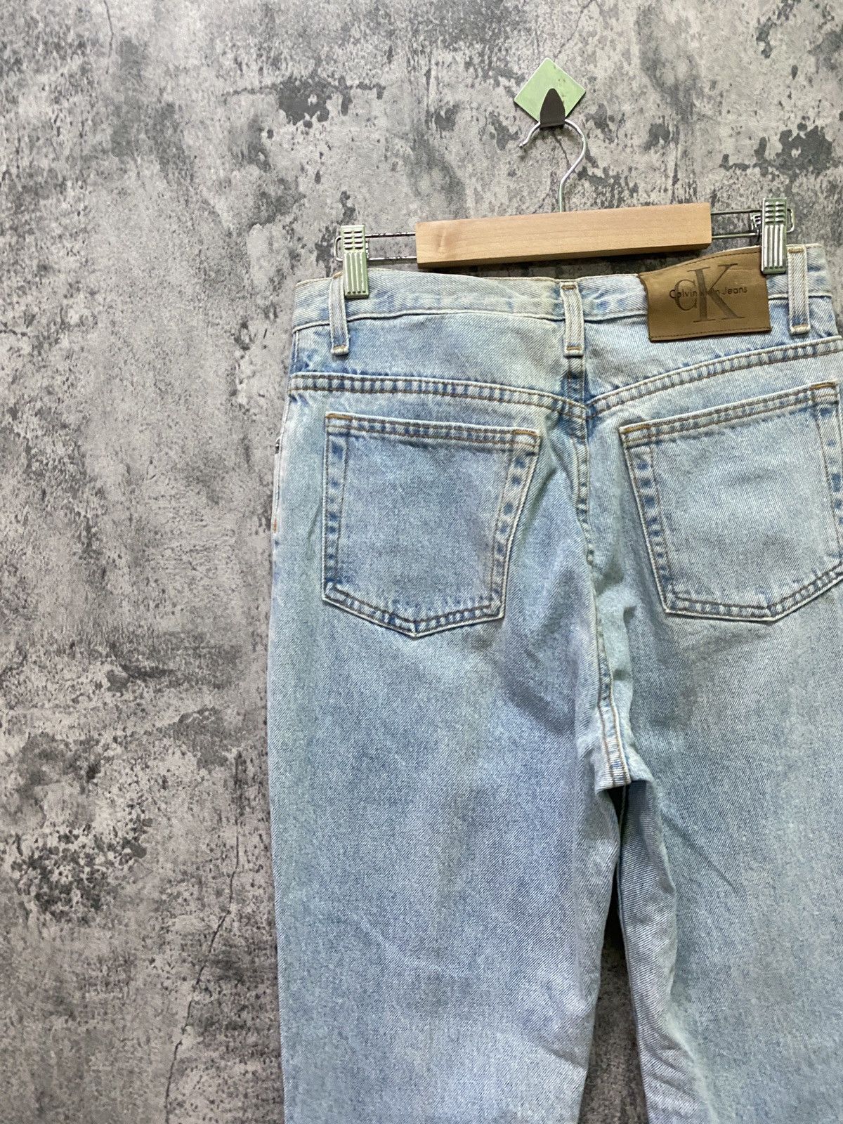 Calvin Klein Vintage CALVIN KLEIN Enzyme Wash Classic Jean Size US 28 / EU 44 - 12 Thumbnail