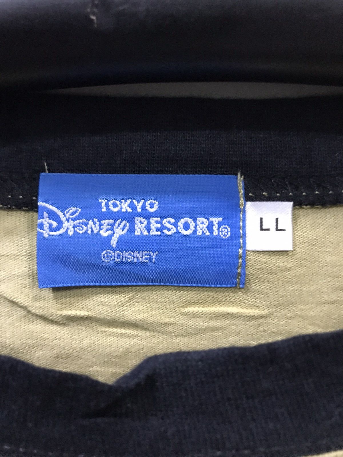 Disney × Mickey Mouse MICKEY MOUSE DISNEY Raglan Camo Sleeve Shirt Size US XL / EU 56 / 4 - 3 Thumbnail