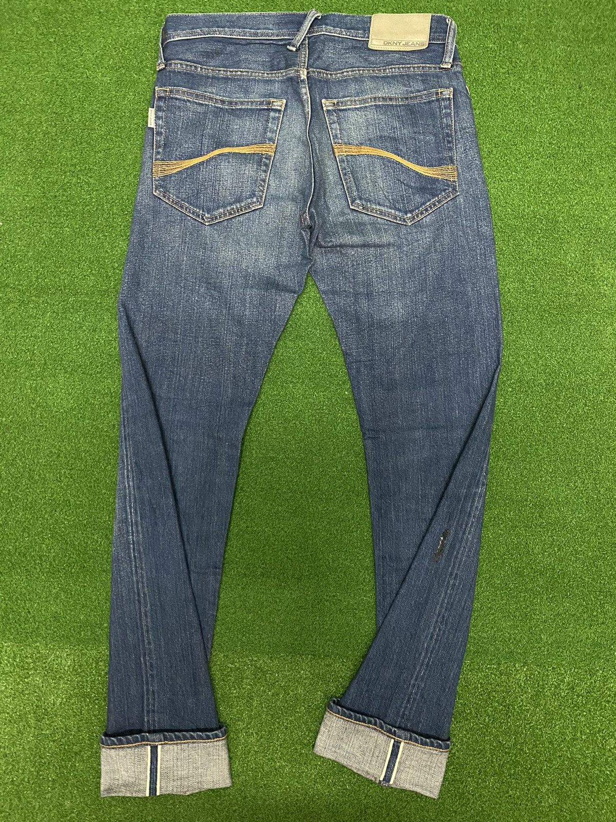 Japanese Brand DISTRESSED DKNY SELVAGE DENIM SIZE 28 Size US 28 / EU 44 - 8 Thumbnail