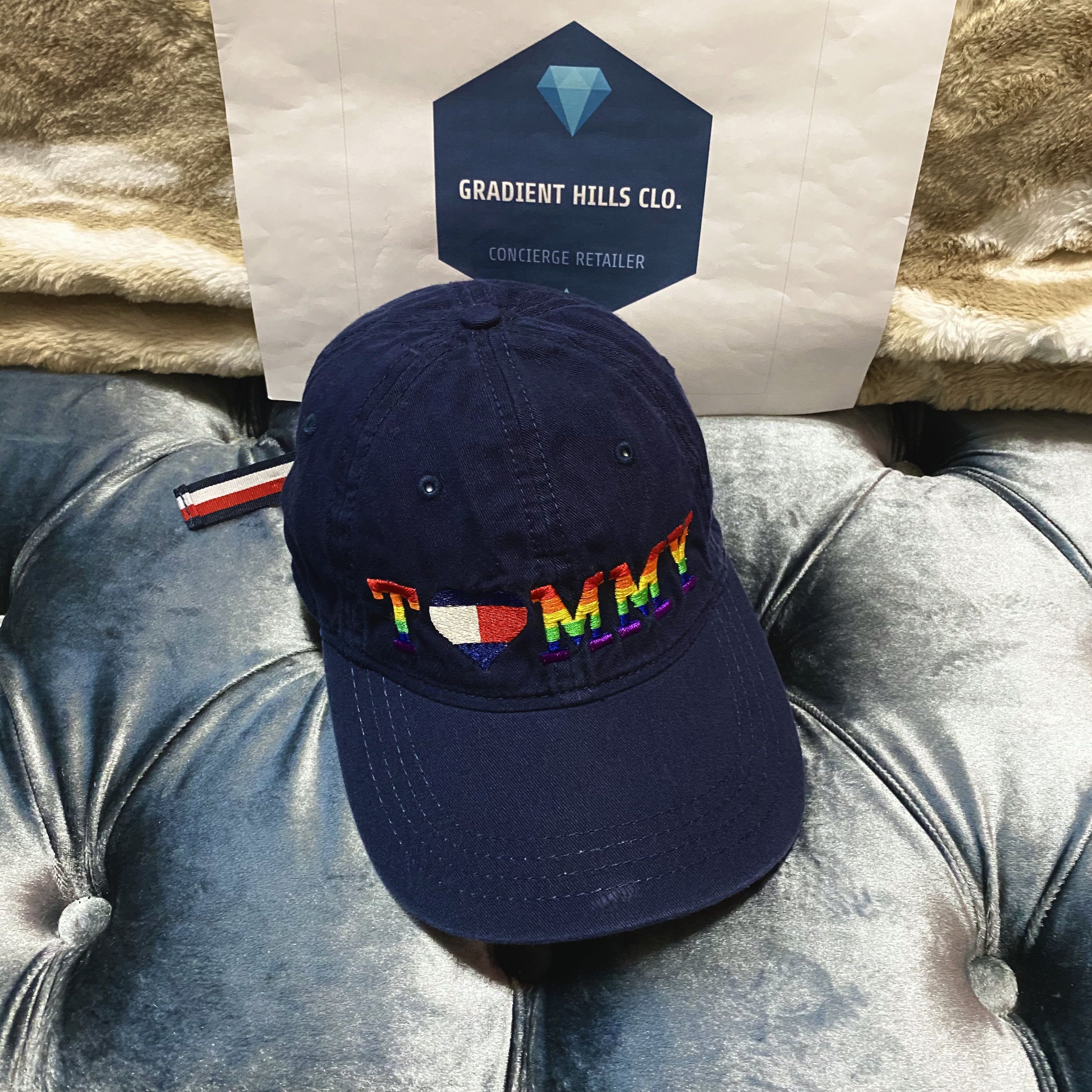 Tommy Hilfiger SIGNATURE LOVE COLLECTION DECO MOTIF FLAG STRAPBACK HAT Size ONE SIZE - 1 Thumbnail