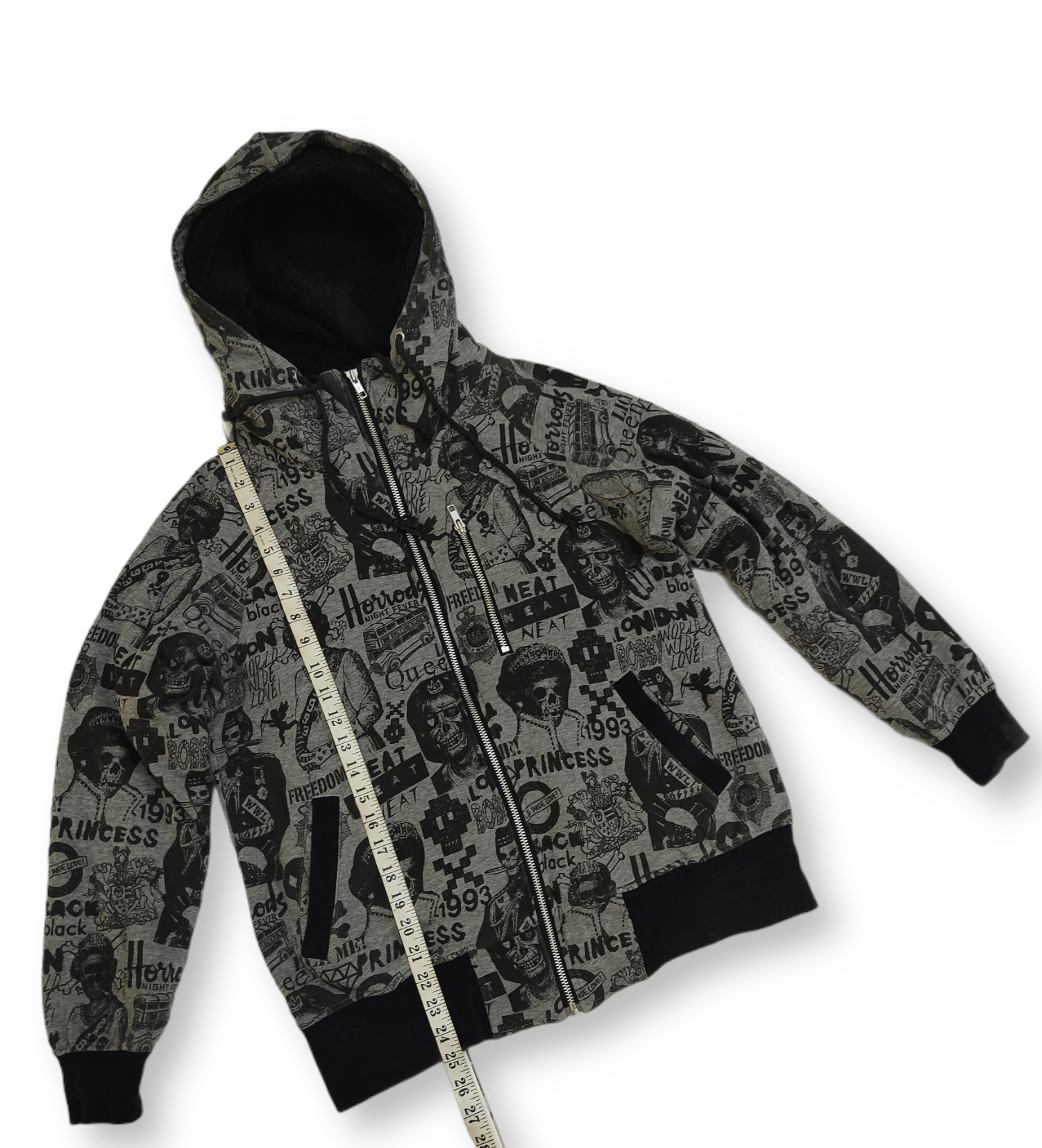 Japanese Brand Reversible Hoodie Fleece Skull Queen Full Print Size US M / EU 48-50 / 2 - 20 Thumbnail