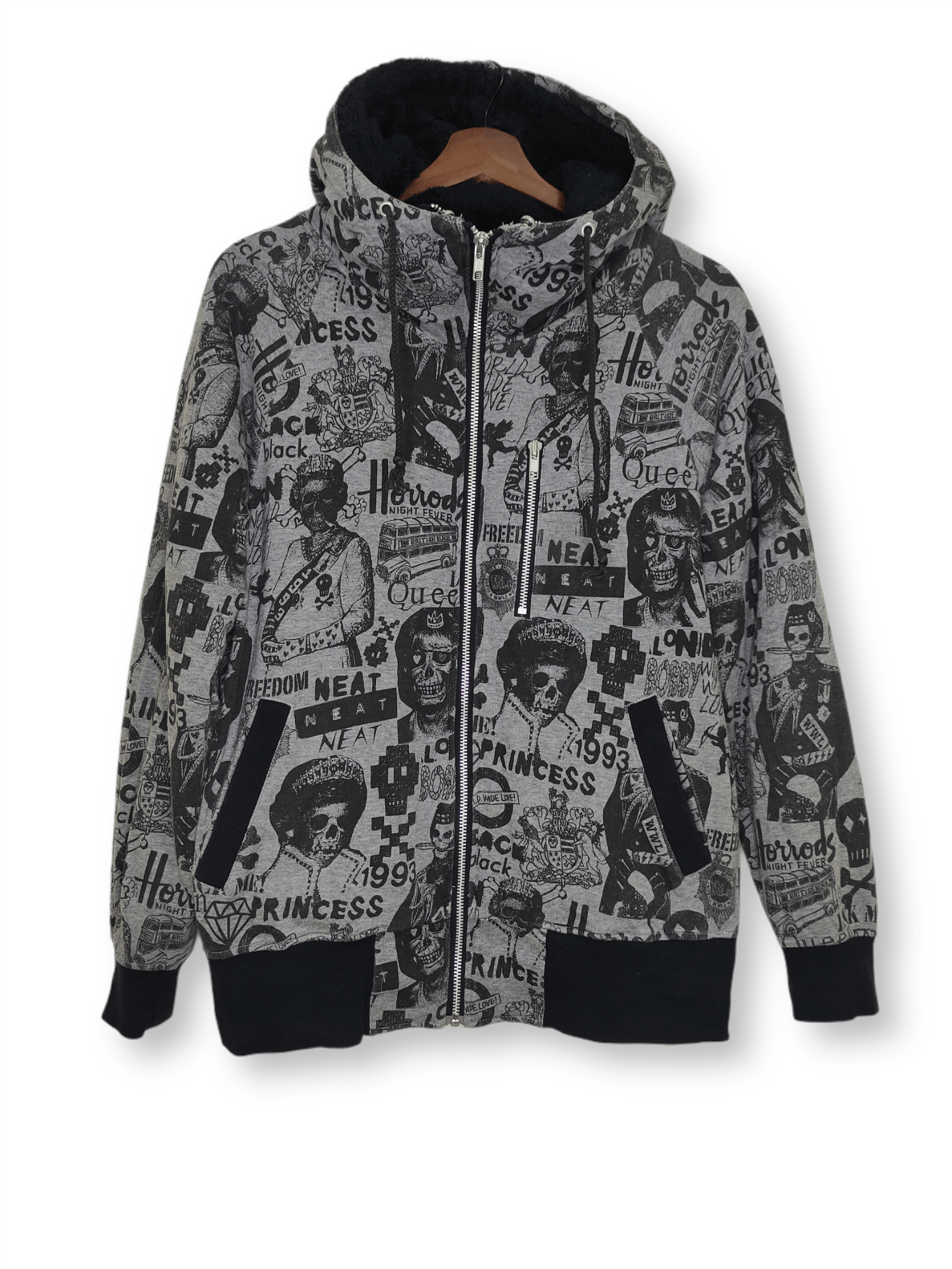 Japanese Brand Reversible Hoodie Fleece Skull Queen Full Print Size US M / EU 48-50 / 2 - 1 Thumbnail