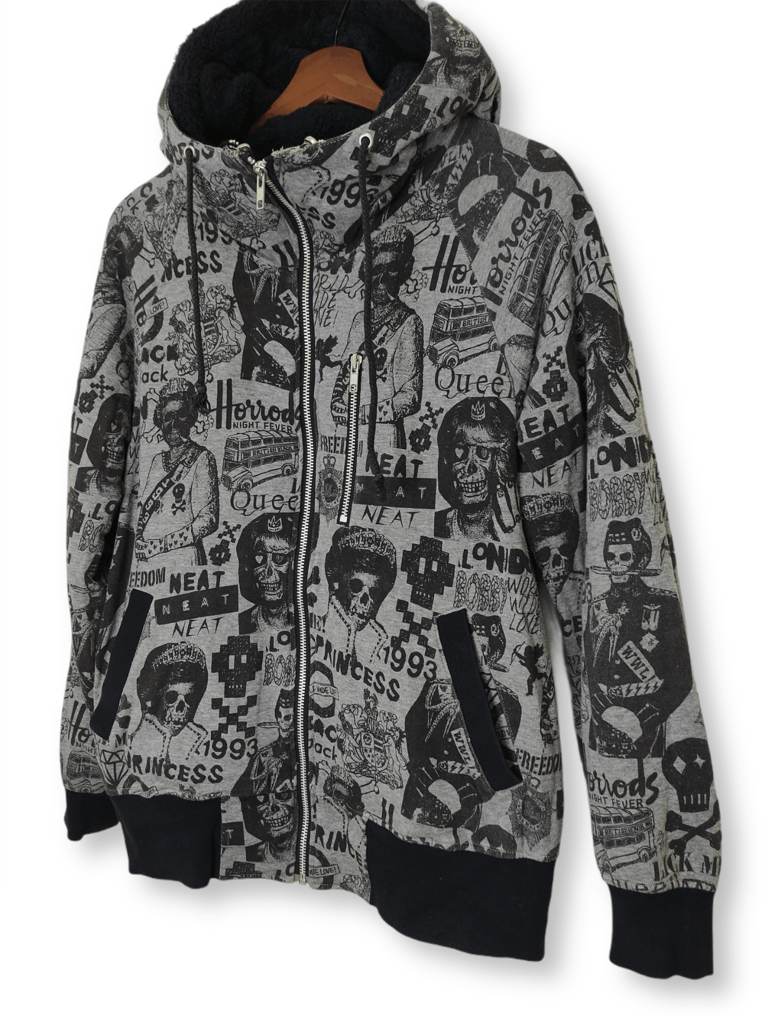 Japanese Brand Reversible Hoodie Fleece Skull Queen Full Print Size US M / EU 48-50 / 2 - 4 Thumbnail