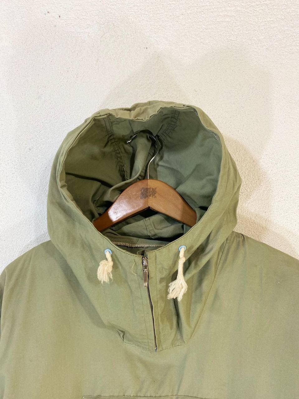 Japanese Brand Vintage Cotton Hoody Single Zipper Pocket Cat Eye Button Size US L / EU 52-54 / 3 - 4 Thumbnail