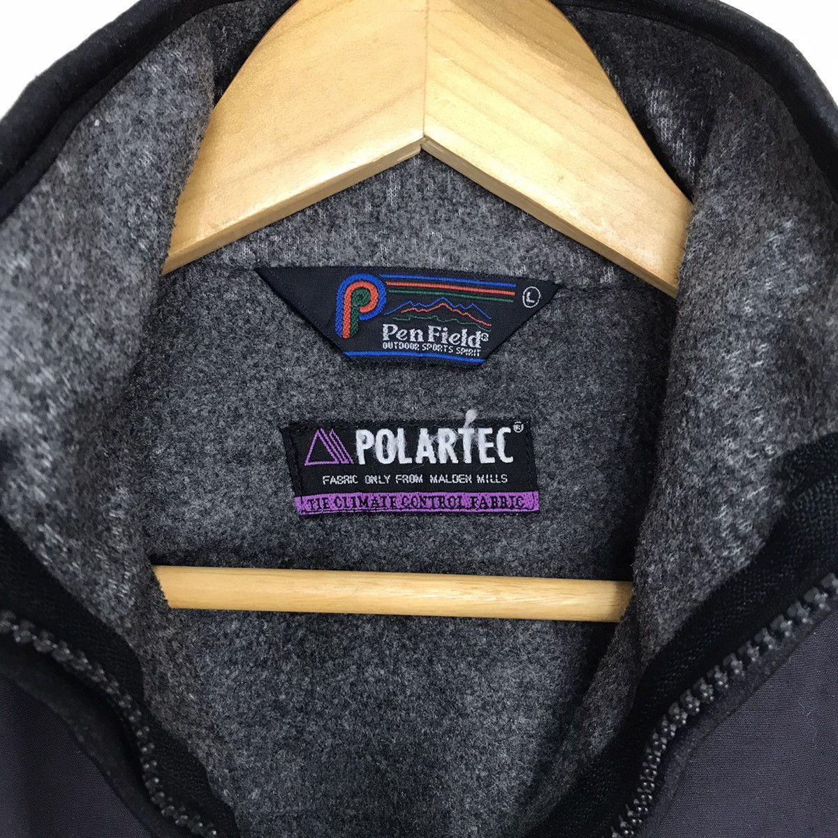 Penfield × Polartec Vintage Penfield x Polartec fleece zipper sunfaded Size US L / EU 52-54 / 3 - 6 Thumbnail