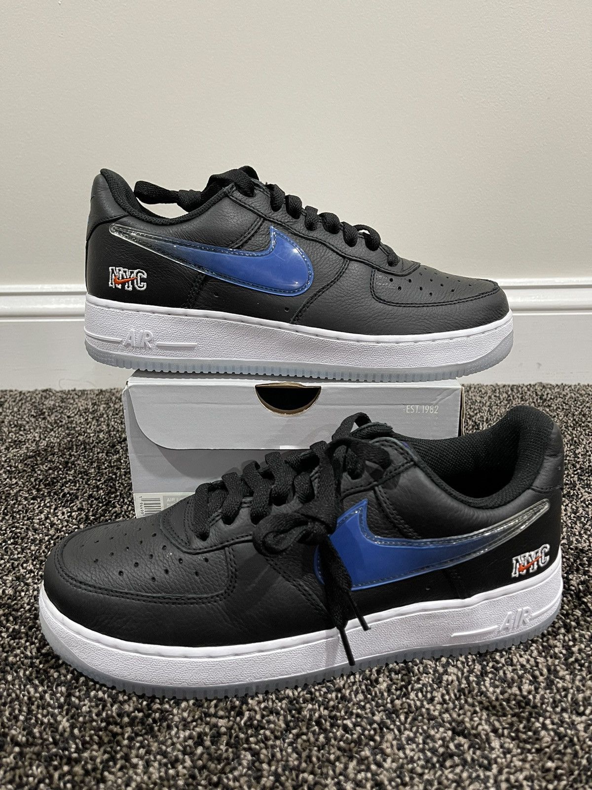 Kith × Nike Nike x Kith Air Force 1 Low Knicks Away Black 2021 Sneaker Size US 9 / EU 42 - 1 Thumbnail