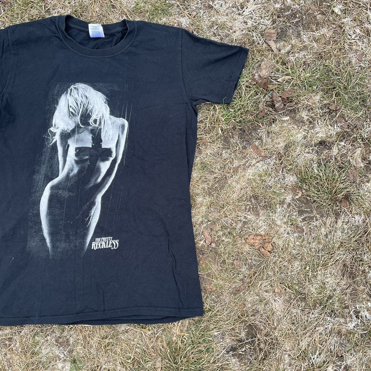 Vintage Vintage 90s Sun Faded Graphic Tee Grunge Streetwear Black S Size US S / EU 44-46 / 1 - 3 Thumbnail