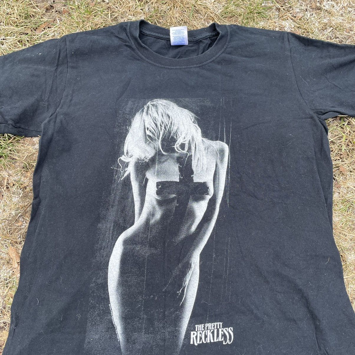 Vintage Vintage 90s Sun Faded Graphic Tee Grunge Streetwear Black S Size US S / EU 44-46 / 1 - 1 Thumbnail