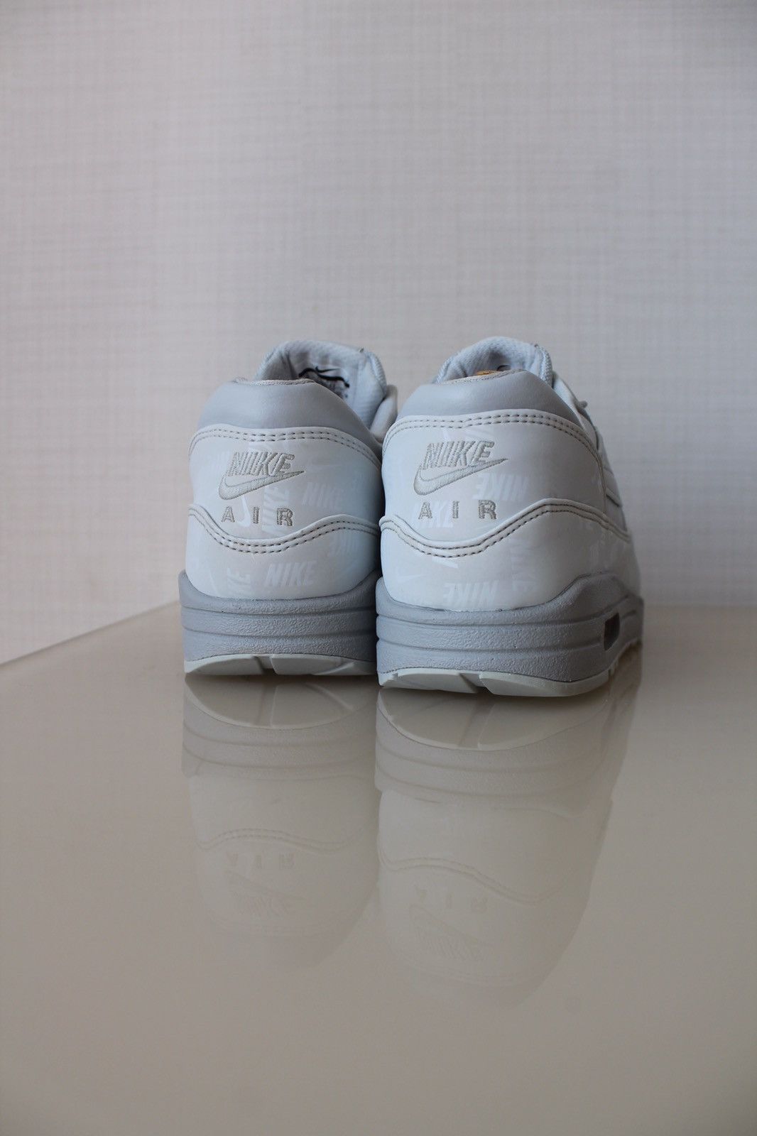 Nike NIKE Air Max 1 LX Grey Leather Reflective Sneakers Size US 9.5 / EU 42-43 - 12 Thumbnail