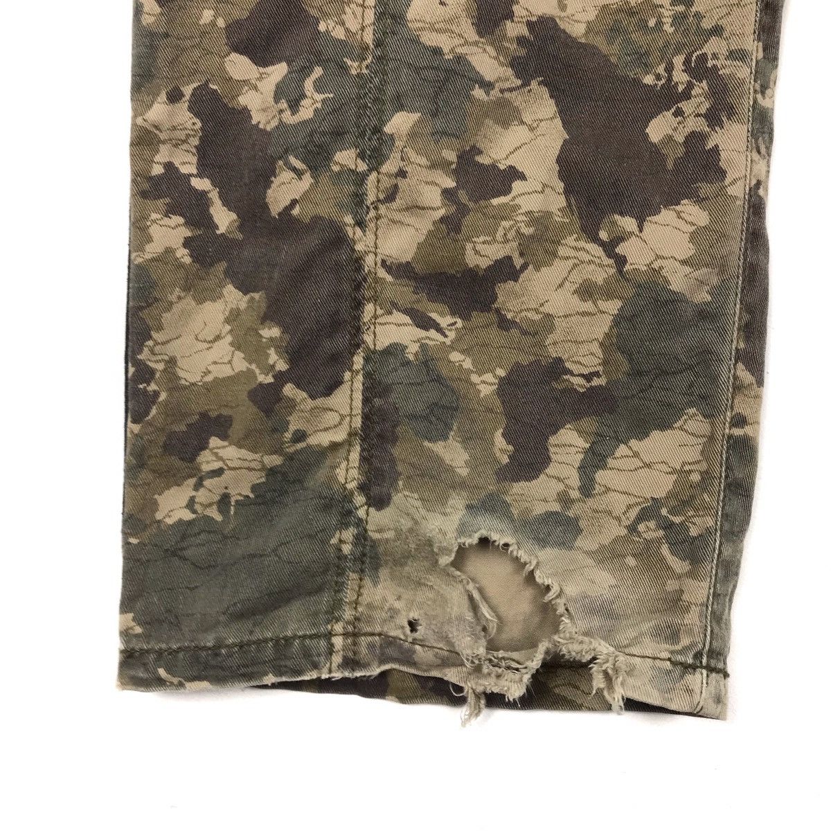 PPFM Last Drop‼️ PPFM Double Waist Green Army Camo Size US 29 - 16 Thumbnail