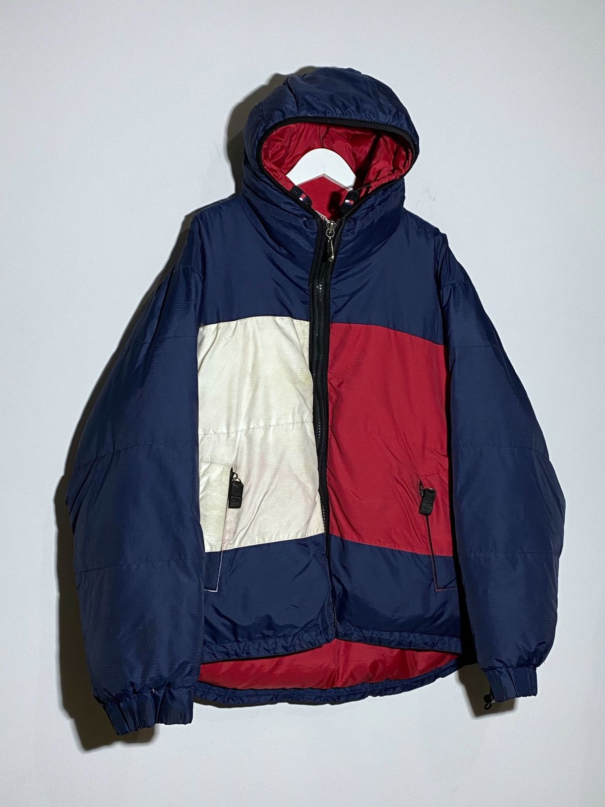 Tommy Hilfiger Tommy Hilfiger Vintage Big Logo Down Puffer Size US L / EU 52-54 / 3 - 4 Thumbnail
