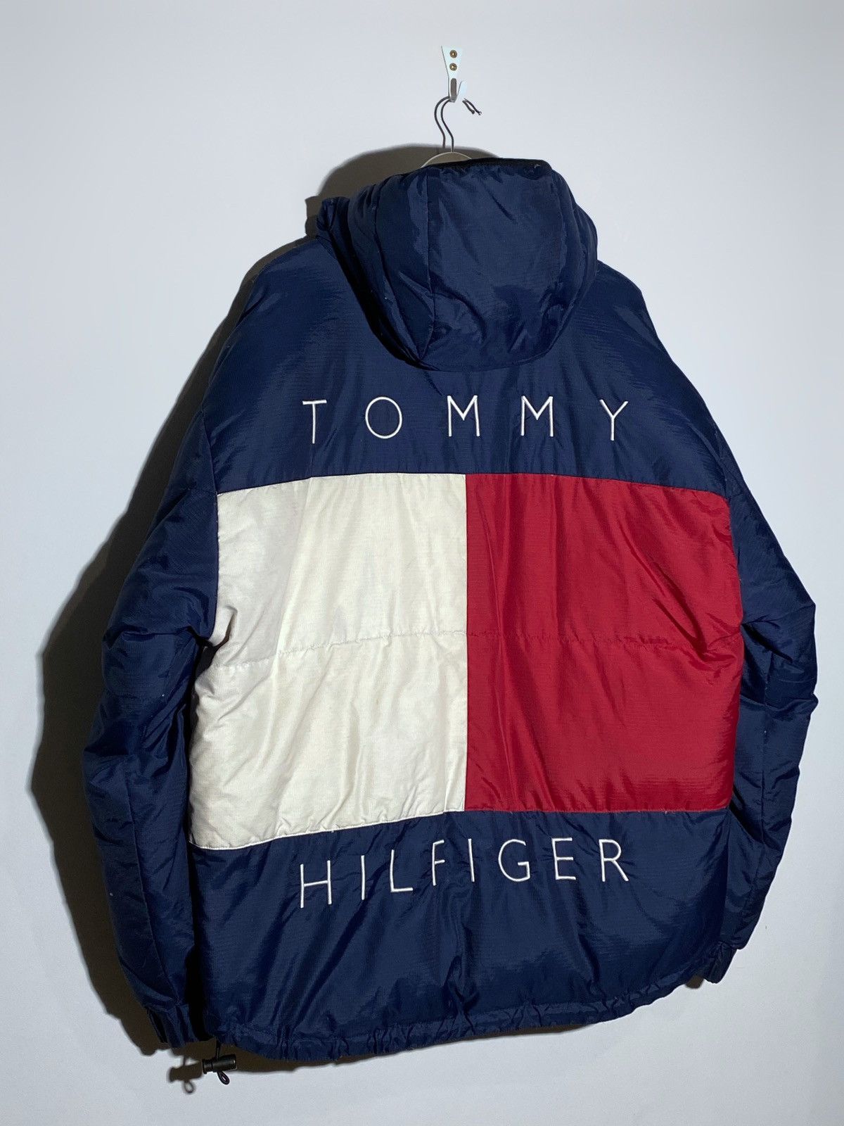 Tommy Hilfiger Tommy Hilfiger Vintage Big Logo Down Puffer Size US L / EU 52-54 / 3 - 3 Thumbnail