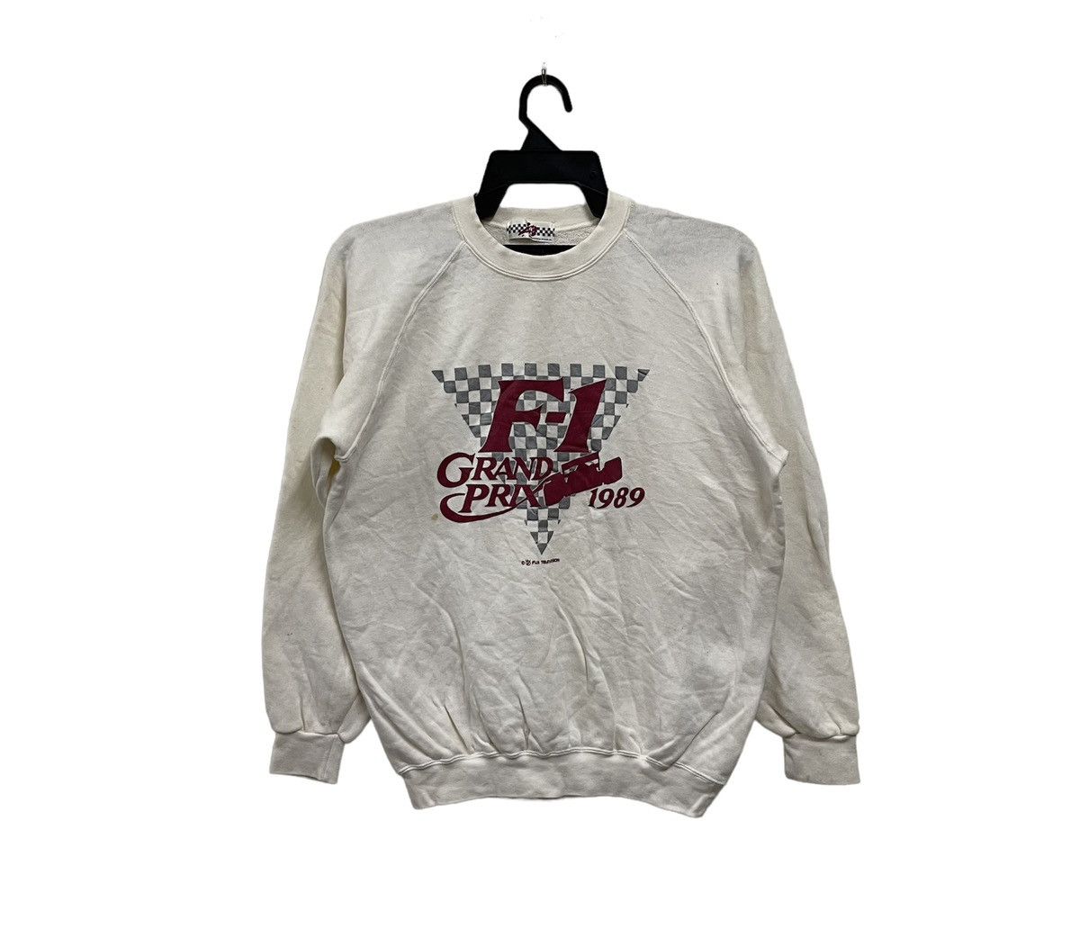 image of Formula Uno x Racing Vintage 80's F1 Grandprix Sweatshirt Fuji Television in White (Size Medium)