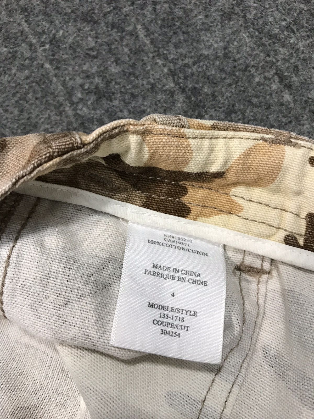 Other Vintage Joie Cargo Camour Short Men’s Fashion Size US 30 / EU 46 - 13 Thumbnail