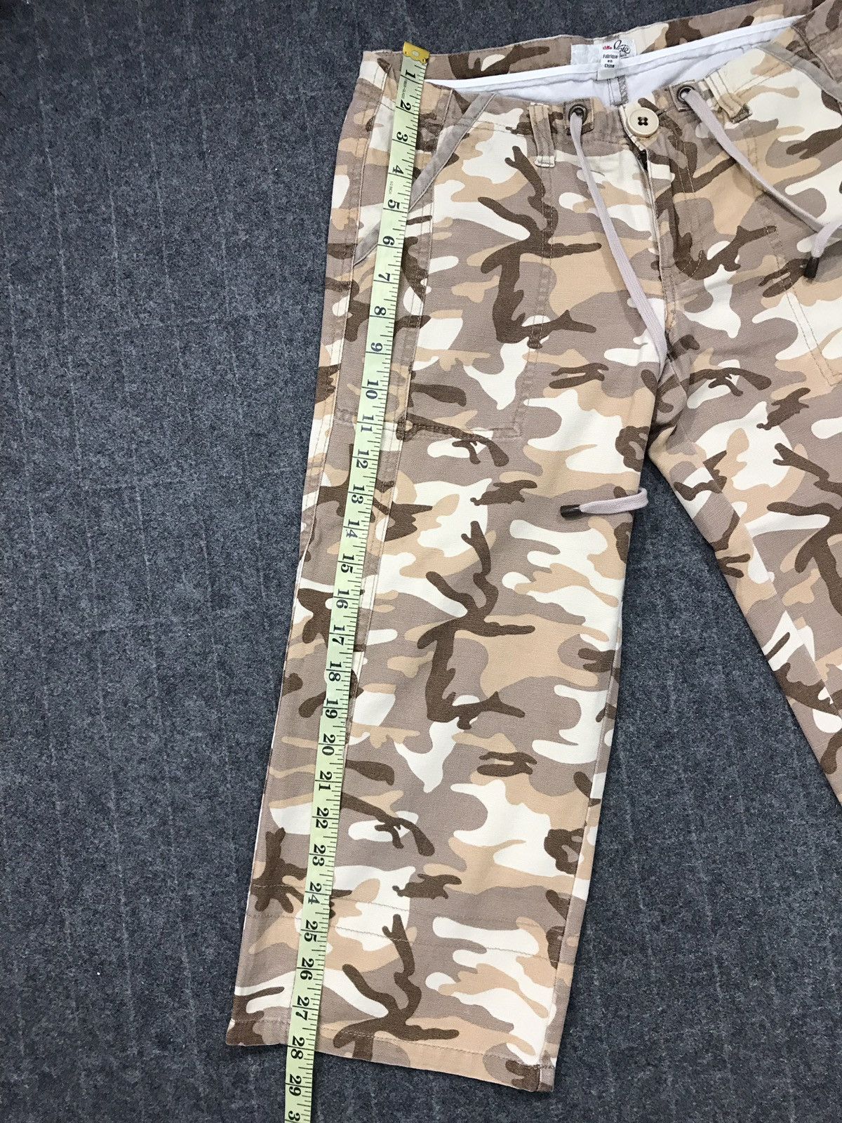 Other Vintage Joie Cargo Camour Short Men’s Fashion Size US 30 / EU 46 - 18 Thumbnail